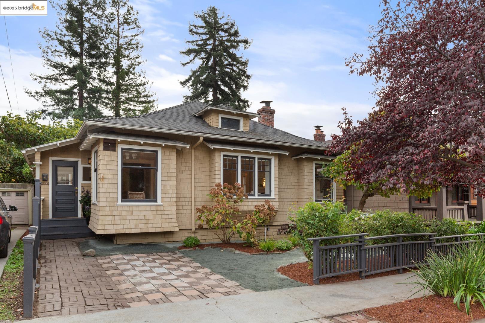 Front Image Thumbnail for EB41117247