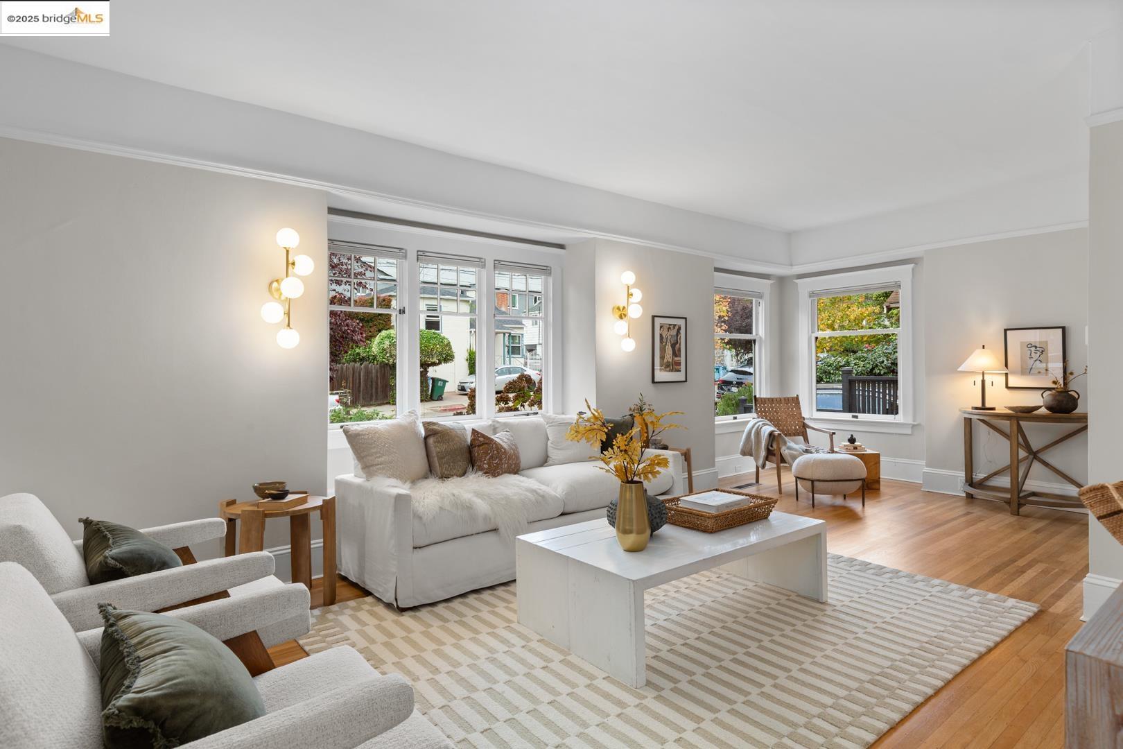 Detail Gallery Image 11 of 33 For 2644 Parker St, Berkeley,  CA 94704 - 2 Beds | 1 Baths