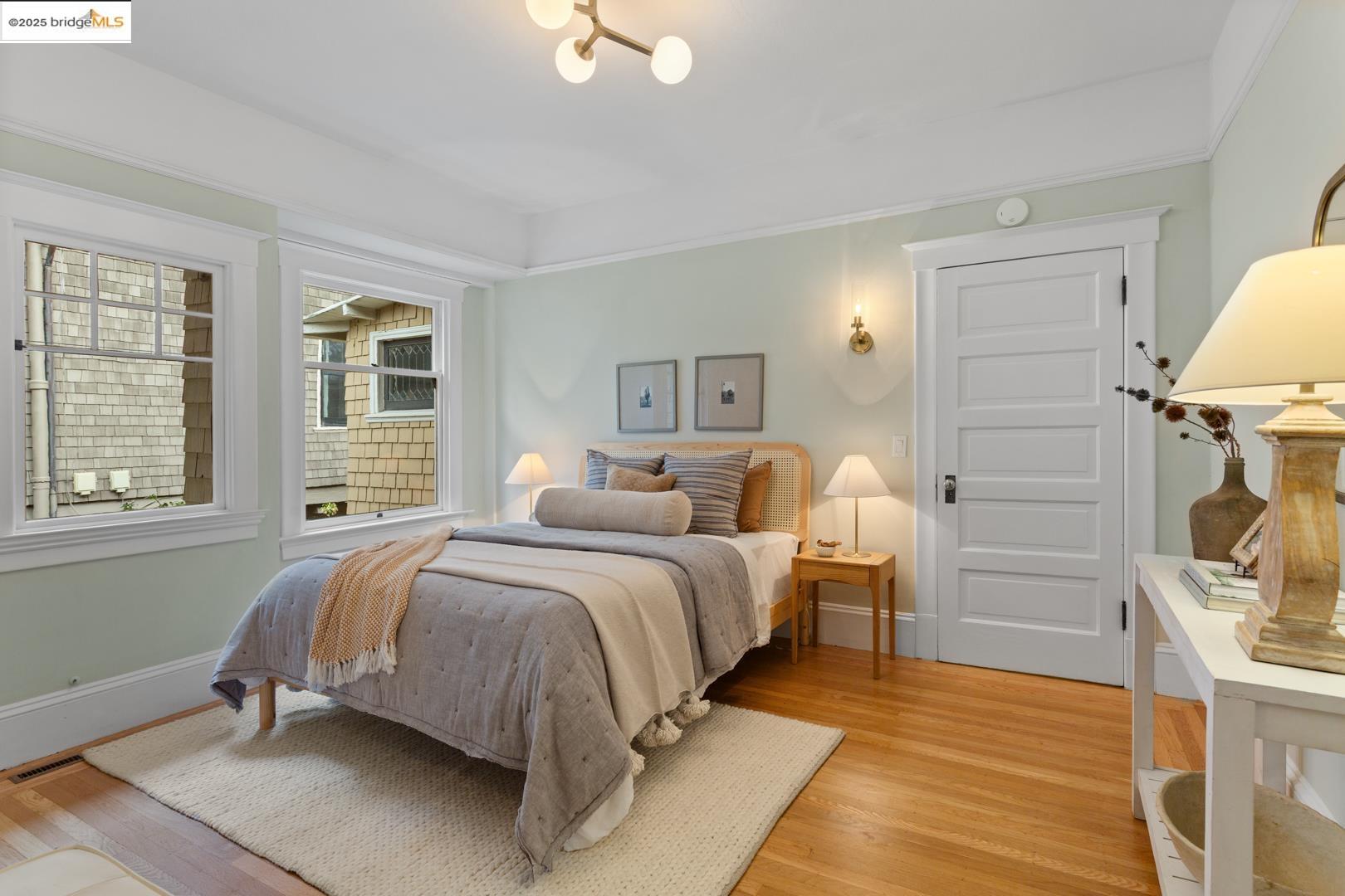 Detail Gallery Image 20 of 33 For 2644 Parker St, Berkeley,  CA 94704 - 2 Beds | 1 Baths