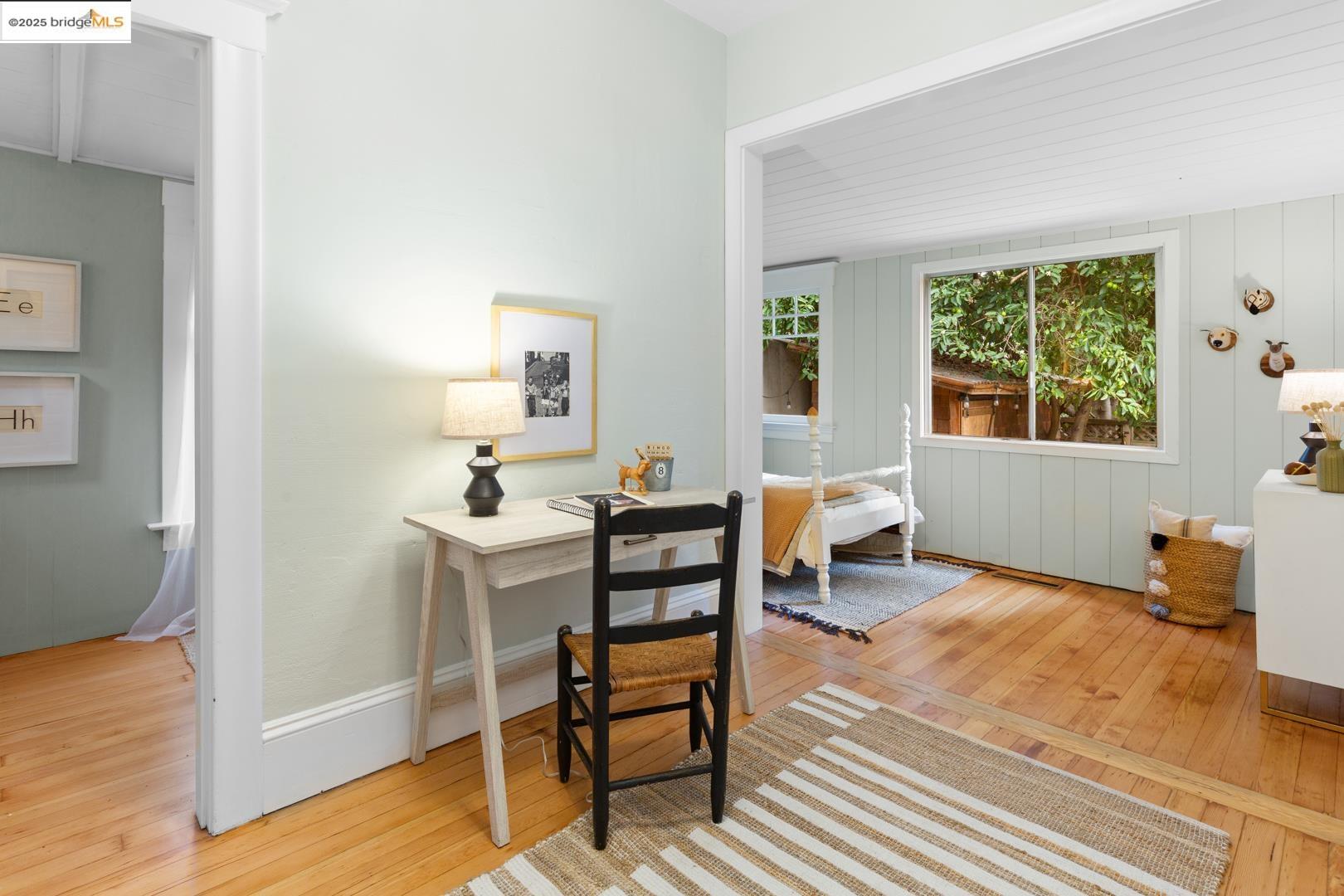 Detail Gallery Image 25 of 33 For 2644 Parker St, Berkeley,  CA 94704 - 2 Beds | 1 Baths