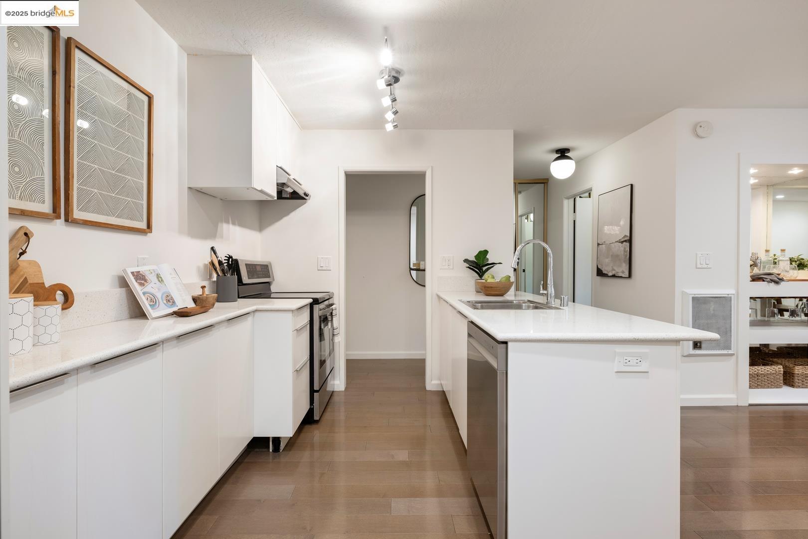 Detail Gallery Image 11 of 22 For 199 Montecito Ave #103,  Oakland,  CA 94610 - 1 Beds | 1 Baths