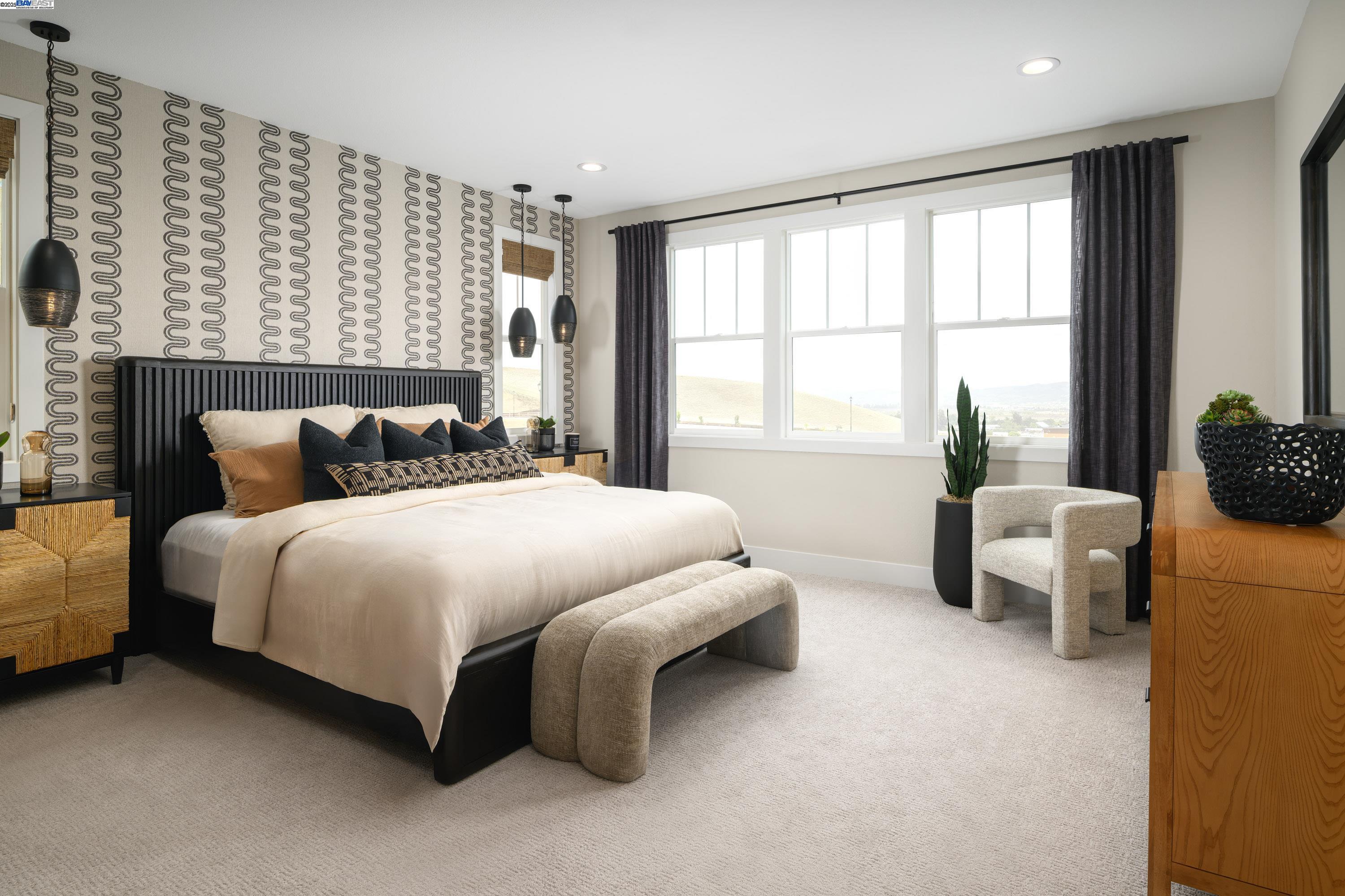 Detail Gallery Image 11 of 15 For 1580 W Walsh Ave, Dublin,  CA 94568 - 4 Beds | 3 Baths