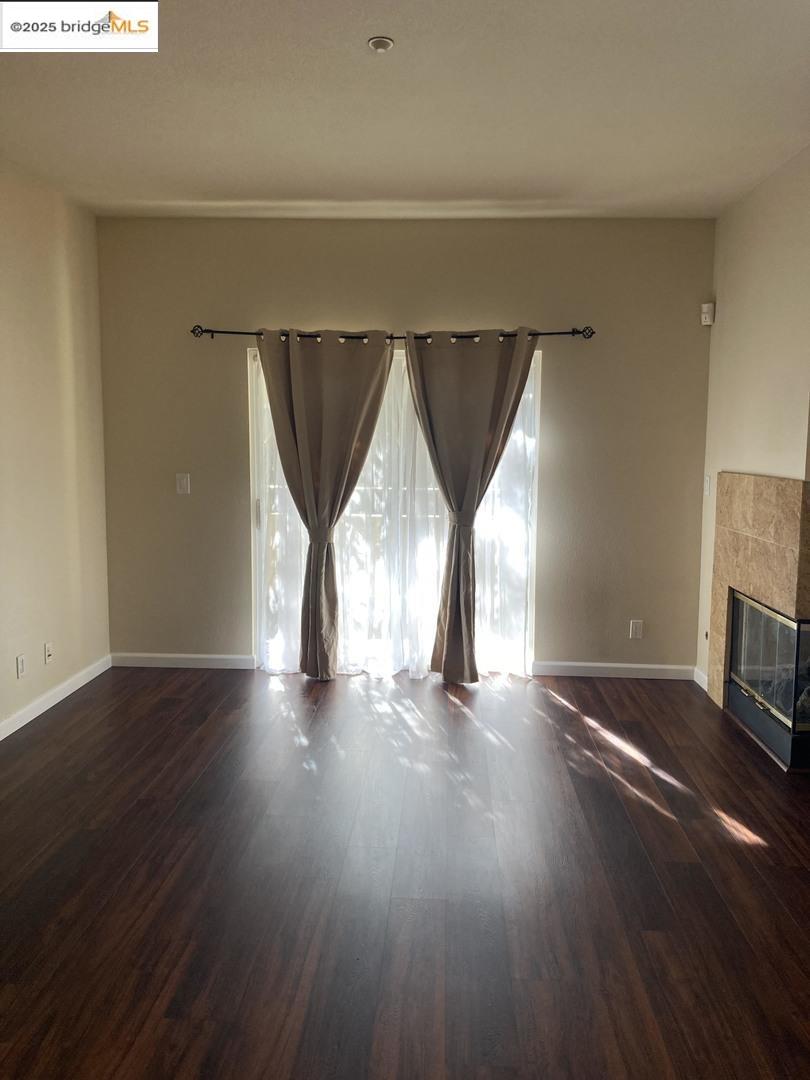 Detail Gallery Image 3 of 16 For 297 Tradewinds Dr Apt 105,  San Jose,  CA 95123 - 3 Beds | 2 Baths