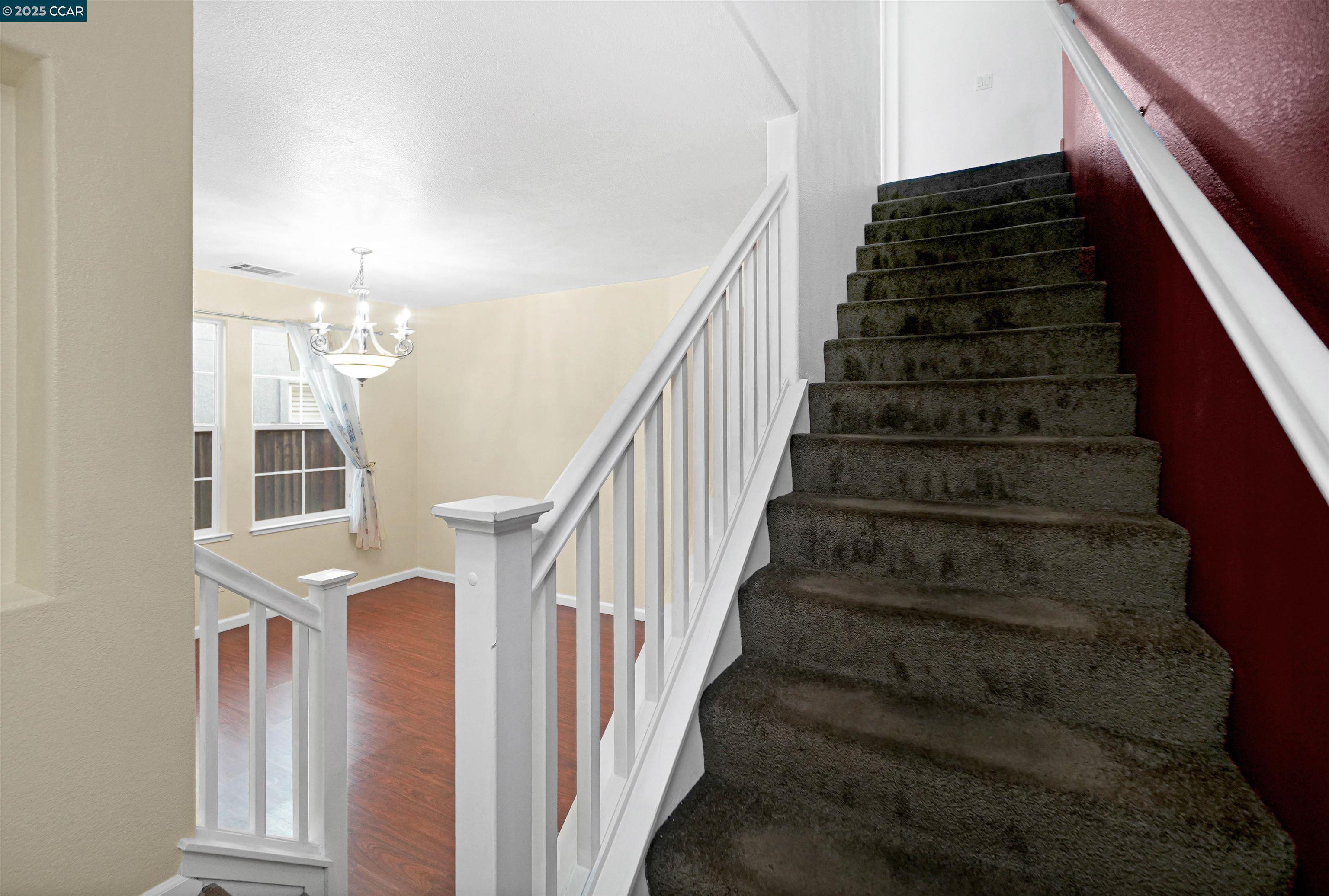 Detail Gallery Image 27 of 57 For 5700 Oakmont Dr, Richmond,  CA 94806 - 6 Beds | 3 Baths