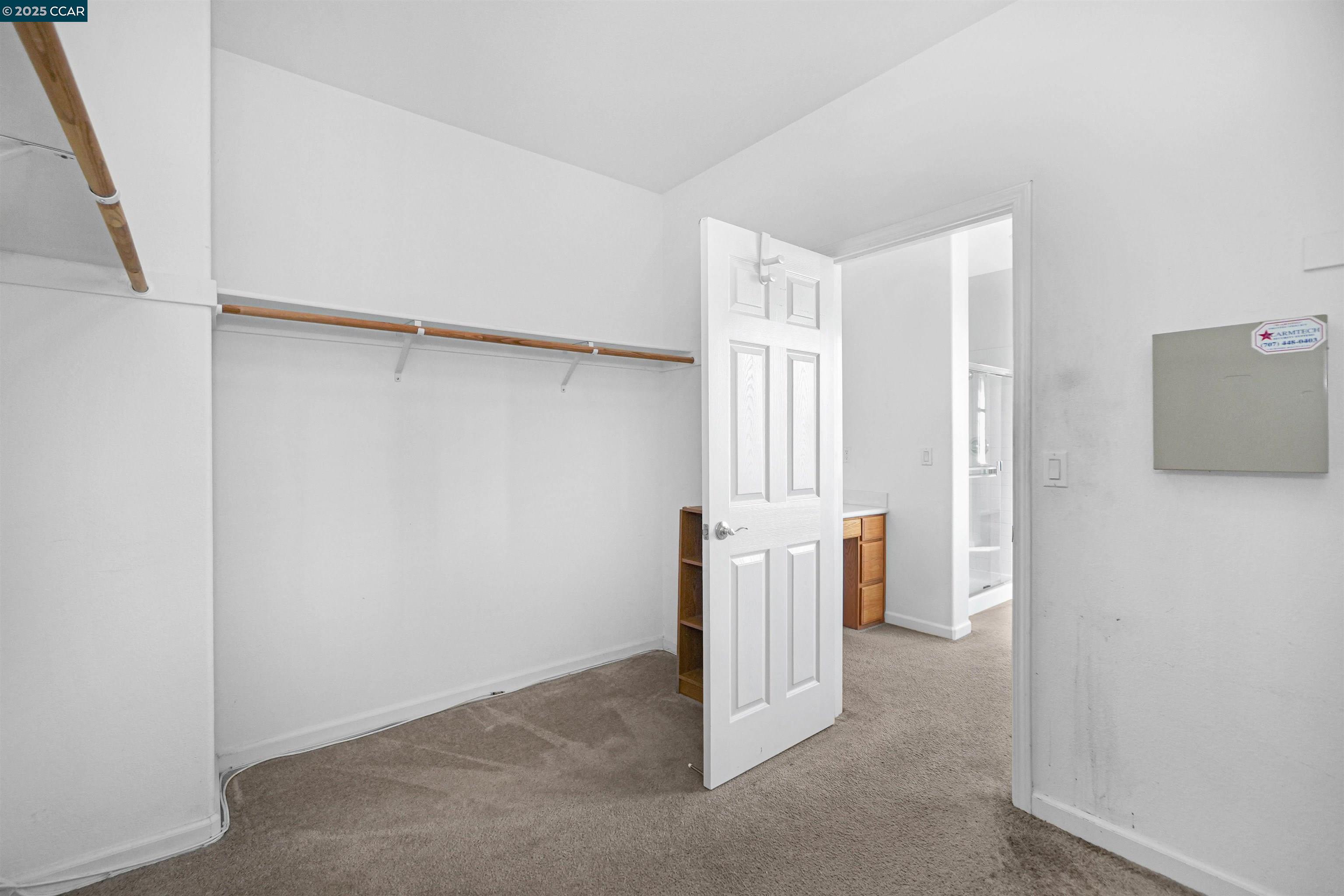 Detail Gallery Image 34 of 57 For 5700 Oakmont Dr, Richmond,  CA 94806 - 6 Beds | 3 Baths