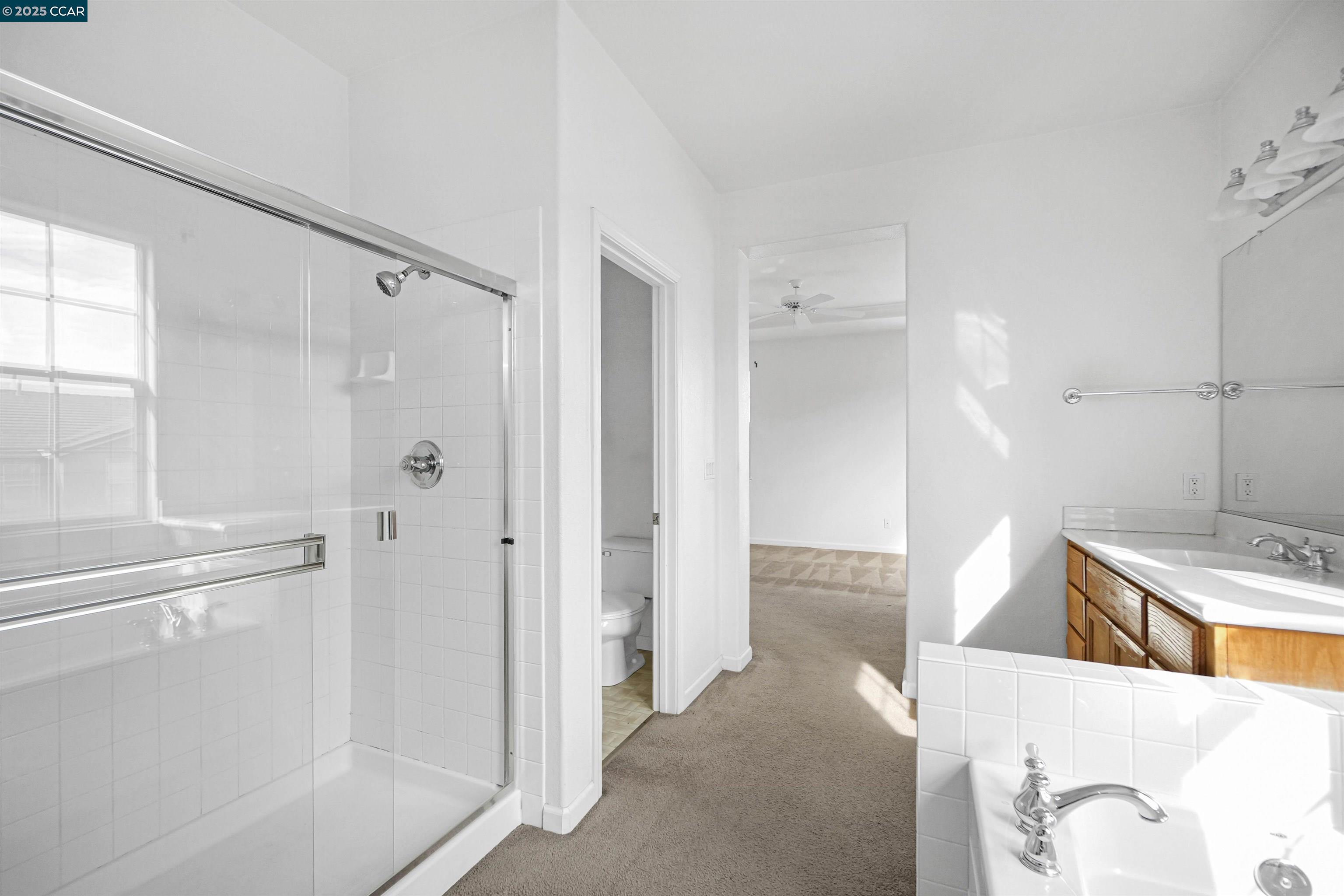 Detail Gallery Image 35 of 57 For 5700 Oakmont Dr, Richmond,  CA 94806 - 6 Beds | 3 Baths