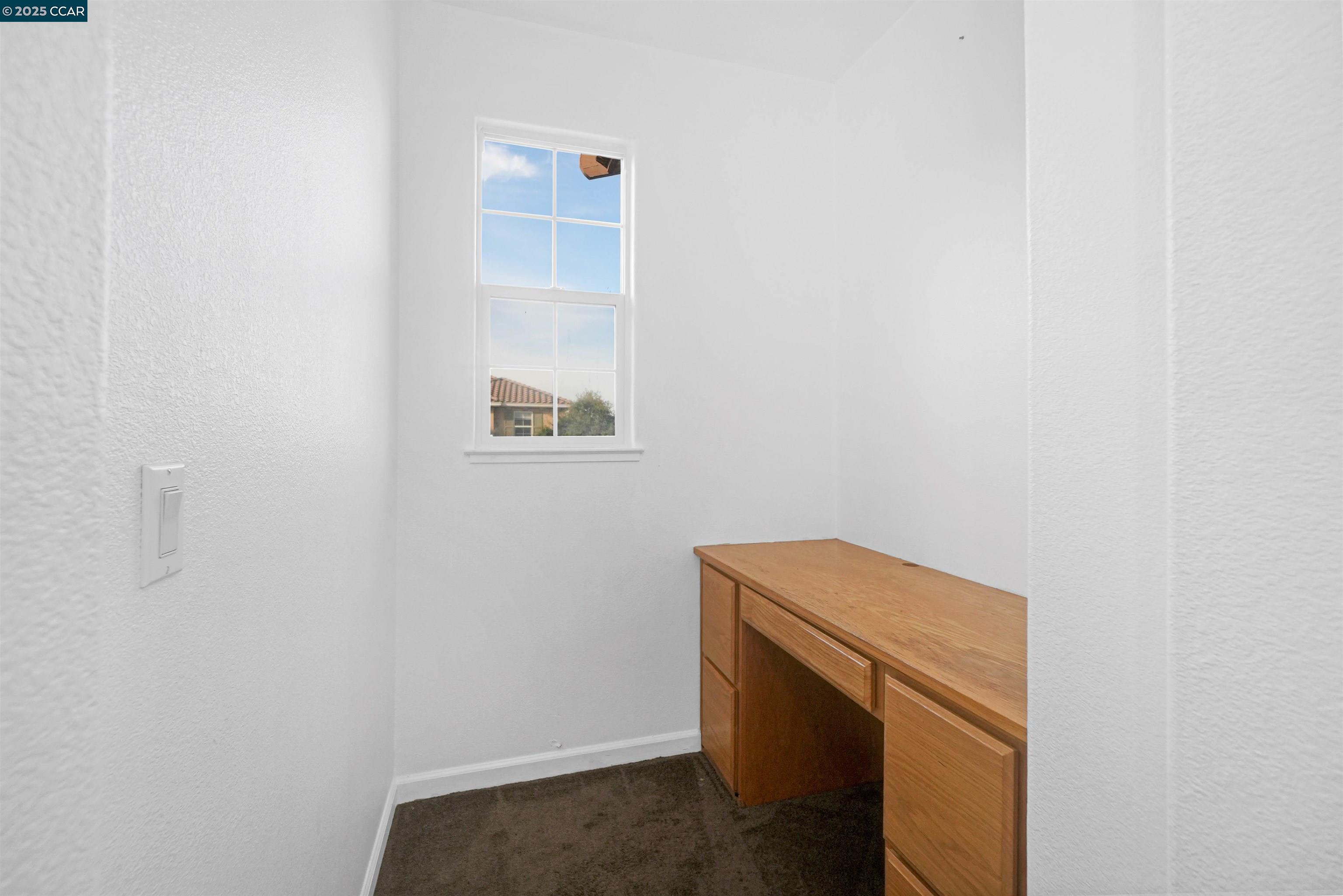 Detail Gallery Image 37 of 57 For 5700 Oakmont Dr, Richmond,  CA 94806 - 6 Beds | 3 Baths