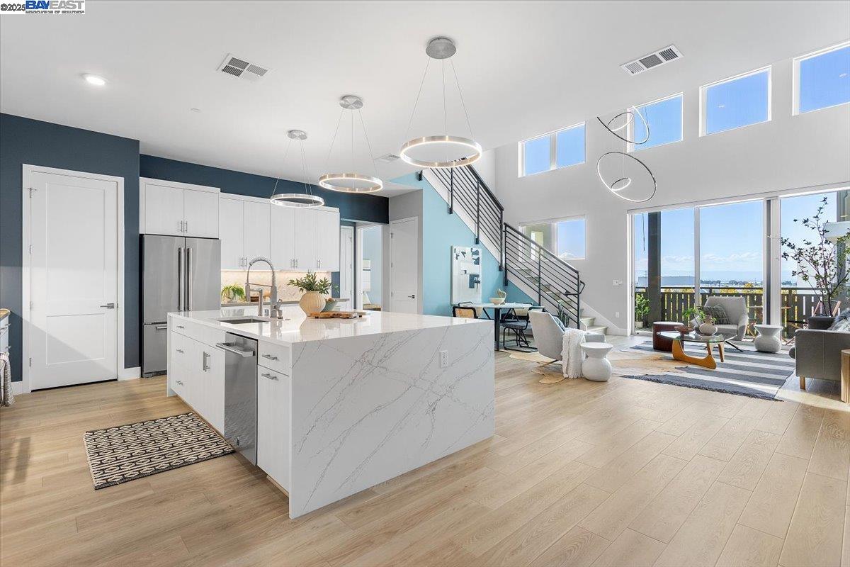 Detail Gallery Image 3 of 60 For 2250 Kilowatt Way #409,  Fremont,  CA 94539 - 3 Beds | 3 Baths