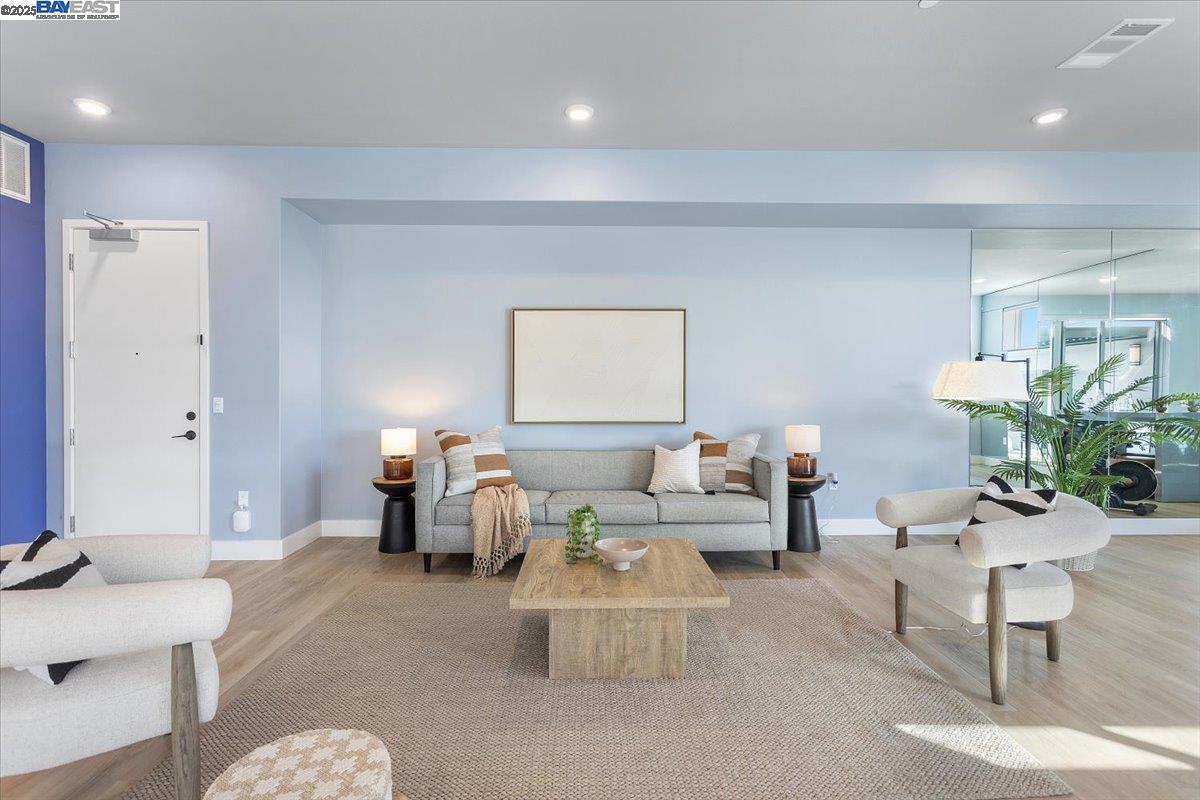 Detail Gallery Image 34 of 60 For 2250 Kilowatt Way #409,  Fremont,  CA 94539 - 3 Beds | 3 Baths