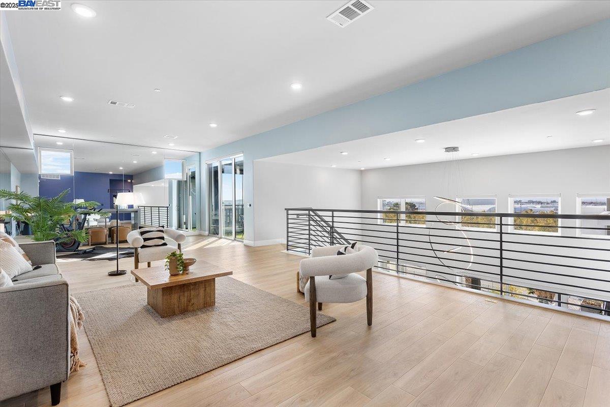 Detail Gallery Image 37 of 60 For 2250 Kilowatt Way #409,  Fremont,  CA 94539 - 3 Beds | 3 Baths