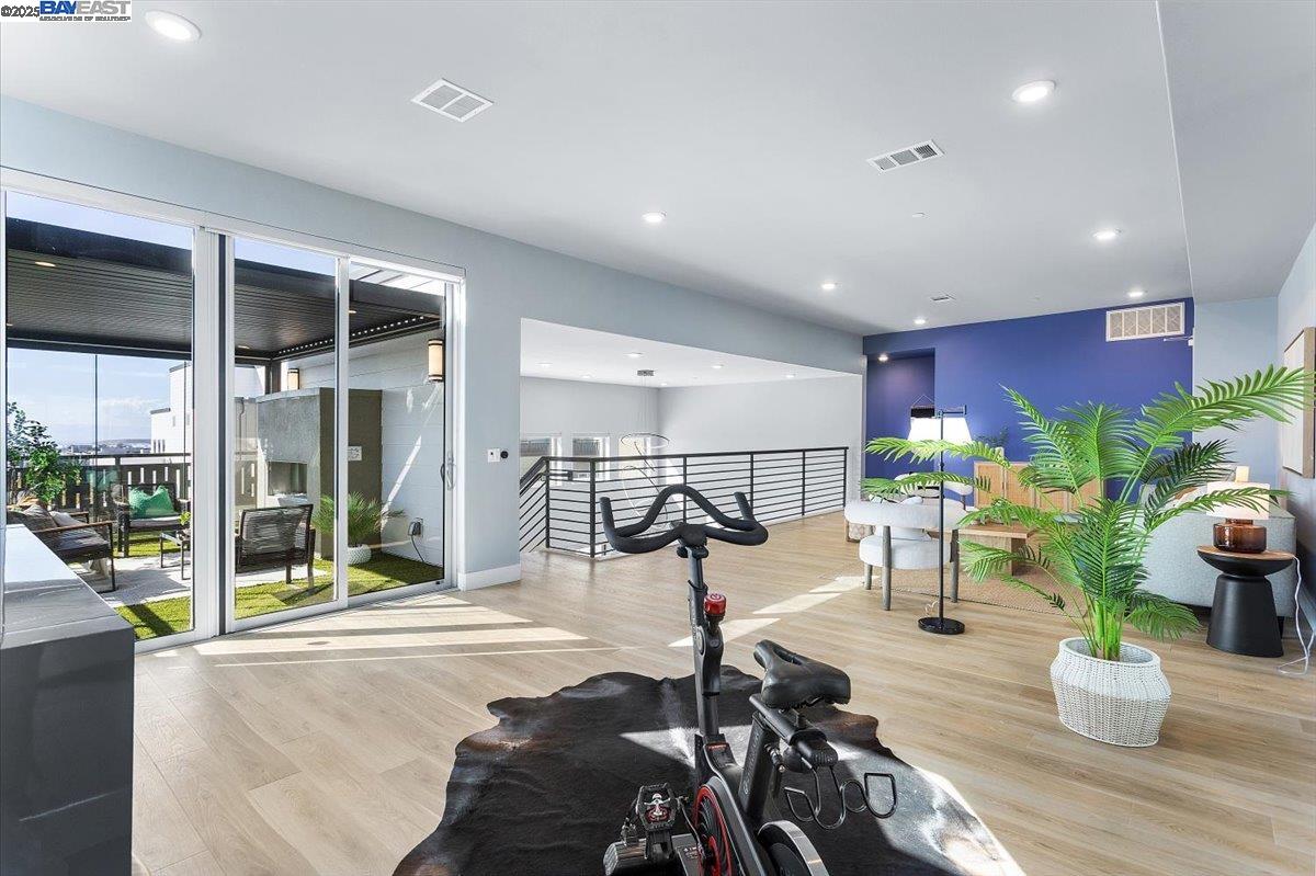 Detail Gallery Image 39 of 60 For 2250 Kilowatt Way #409,  Fremont,  CA 94539 - 3 Beds | 3 Baths