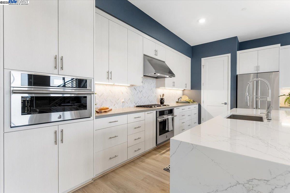 Detail Gallery Image 6 of 60 For 2250 Kilowatt Way #409,  Fremont,  CA 94539 - 3 Beds | 3 Baths