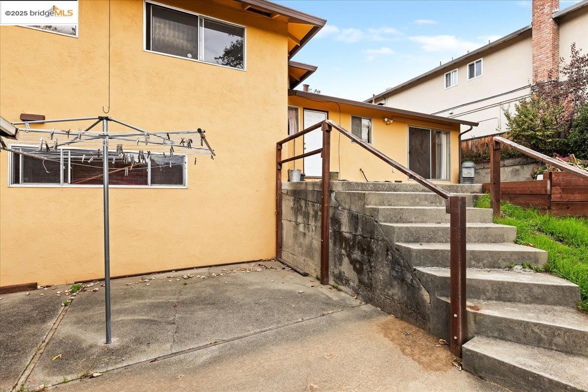Detail Gallery Image 27 of 28 For 4704 Scotia Ave, Oakland,  CA 94605 - 4 Beds | 2/1 Baths