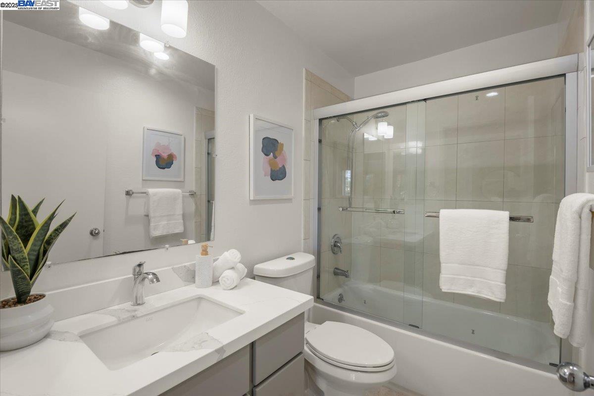 Detail Gallery Image 21 of 27 For 5656 Snowflake Cmn, Fremont,  CA 94538 - 2 Beds | 2 Baths