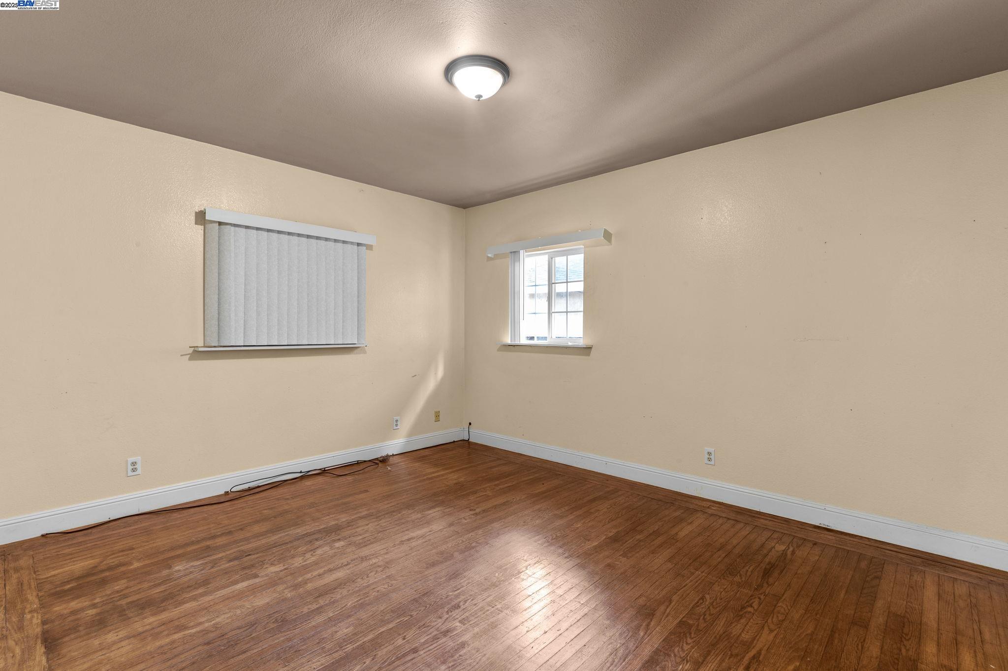 Detail Gallery Image 18 of 42 For 2825 Marlborough Avenue, Redwood City,  CA 94063 - 2 Beds | 1 Baths