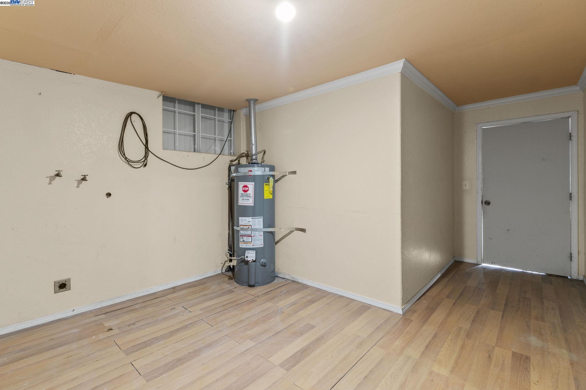 Detail Gallery Image 30 of 42 For 2825 Marlborough Avenue, Redwood City,  CA 94063 - 2 Beds | 1 Baths