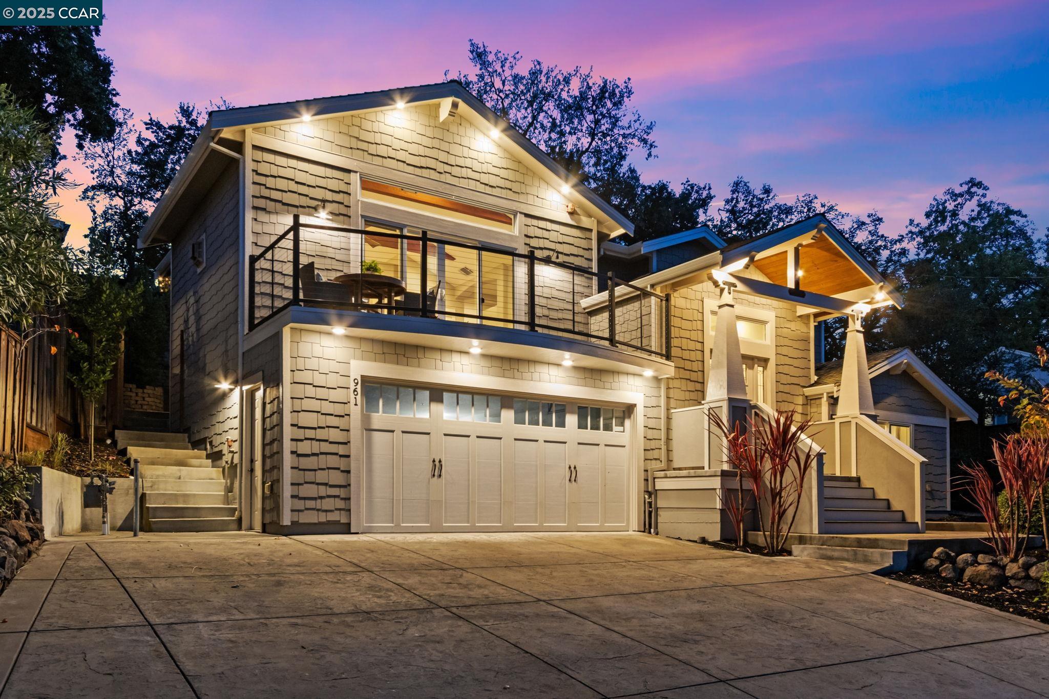 Detail Gallery Image 2 of 56 For 961 Oak View Cir, Lafayette,  CA 94549 - 5 Beds | 4/1 Baths