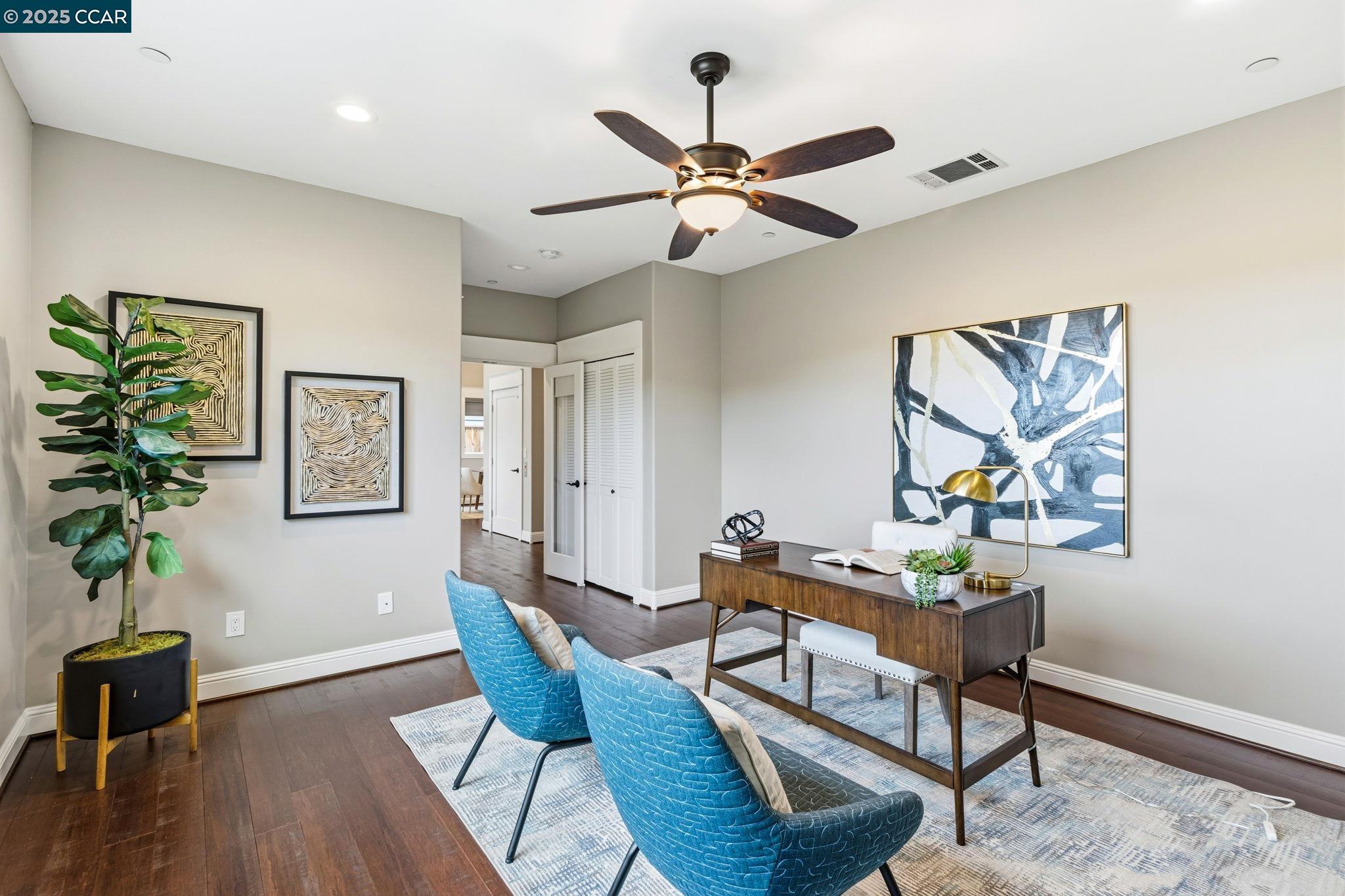 Detail Gallery Image 16 of 56 For 961 Oak View Cir, Lafayette,  CA 94549 - 5 Beds | 4/1 Baths