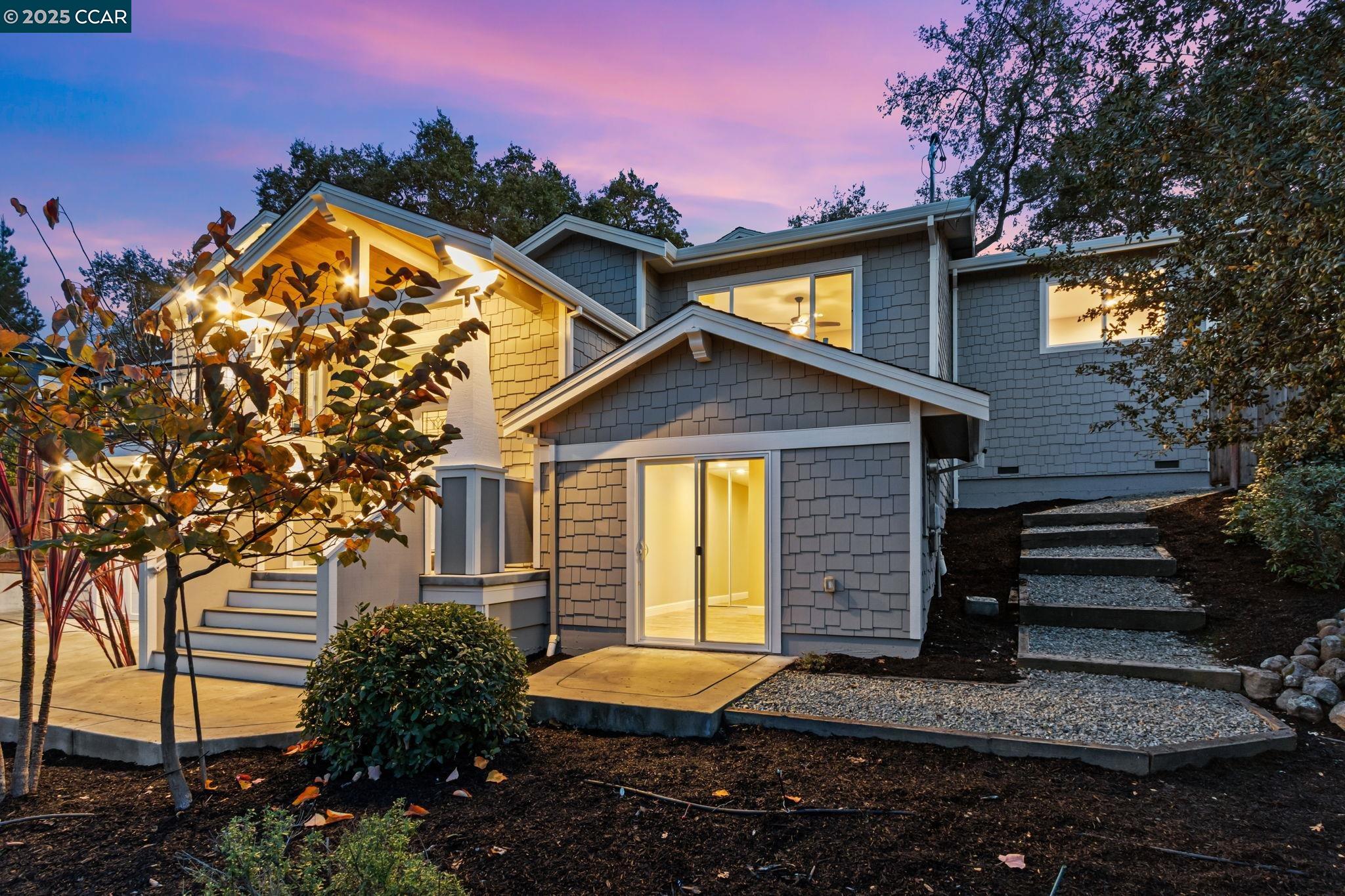 Detail Gallery Image 47 of 56 For 961 Oak View Cir, Lafayette,  CA 94549 - 5 Beds | 4/1 Baths