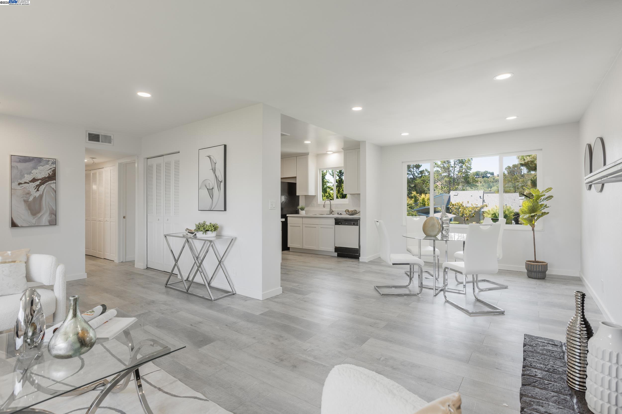 MORAGA Condos Condos For Sale