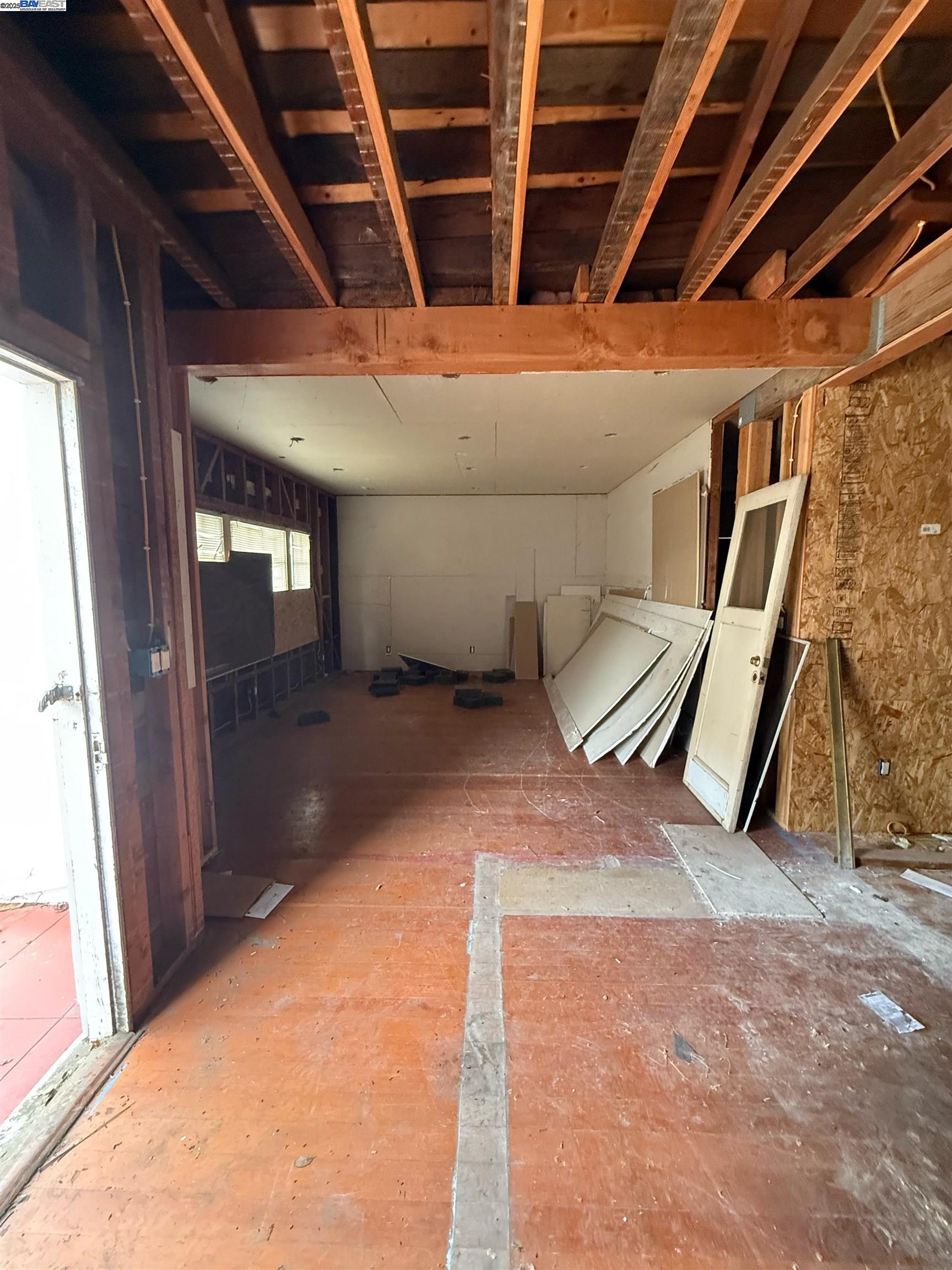 Detail Gallery Image 3 of 15 For 37519 Fremont Blvd, Fremont,  CA 94536 - 2 Beds | 1 Baths