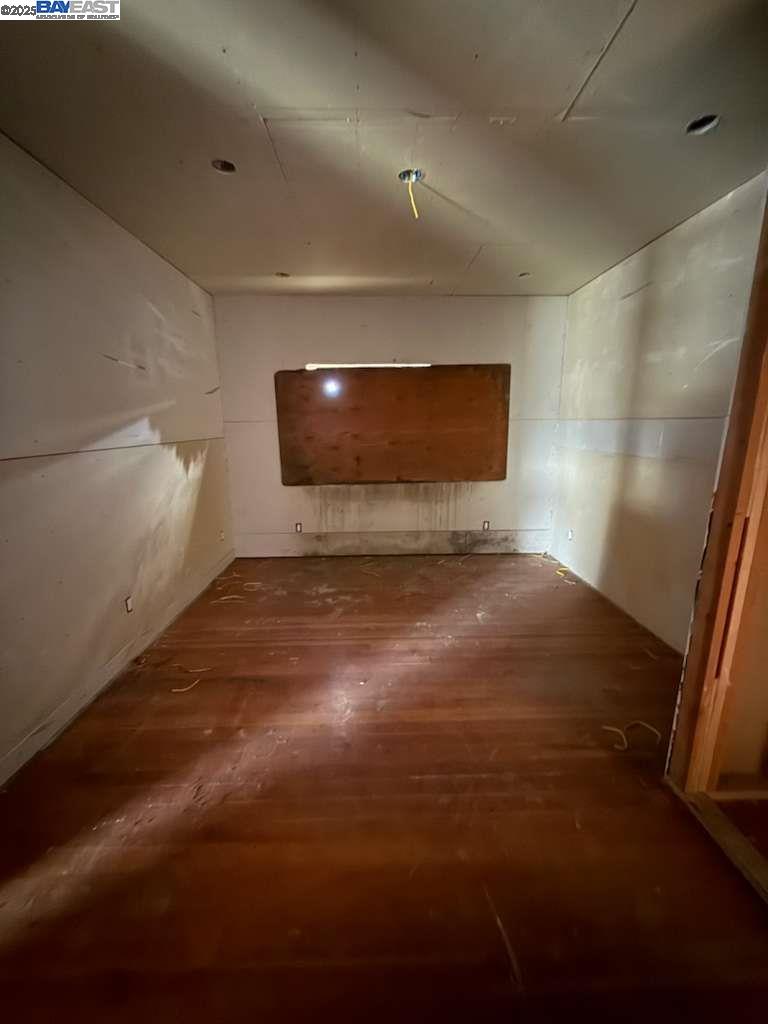 Detail Gallery Image 7 of 15 For 37519 Fremont Blvd, Fremont,  CA 94536 - 2 Beds | 1 Baths