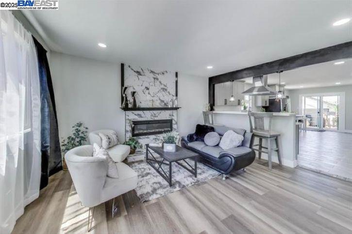 Detail Gallery Image 11 of 24 For 2131 Pomona Ave, Martinez,  CA 94553 - 3 Beds | 2 Baths