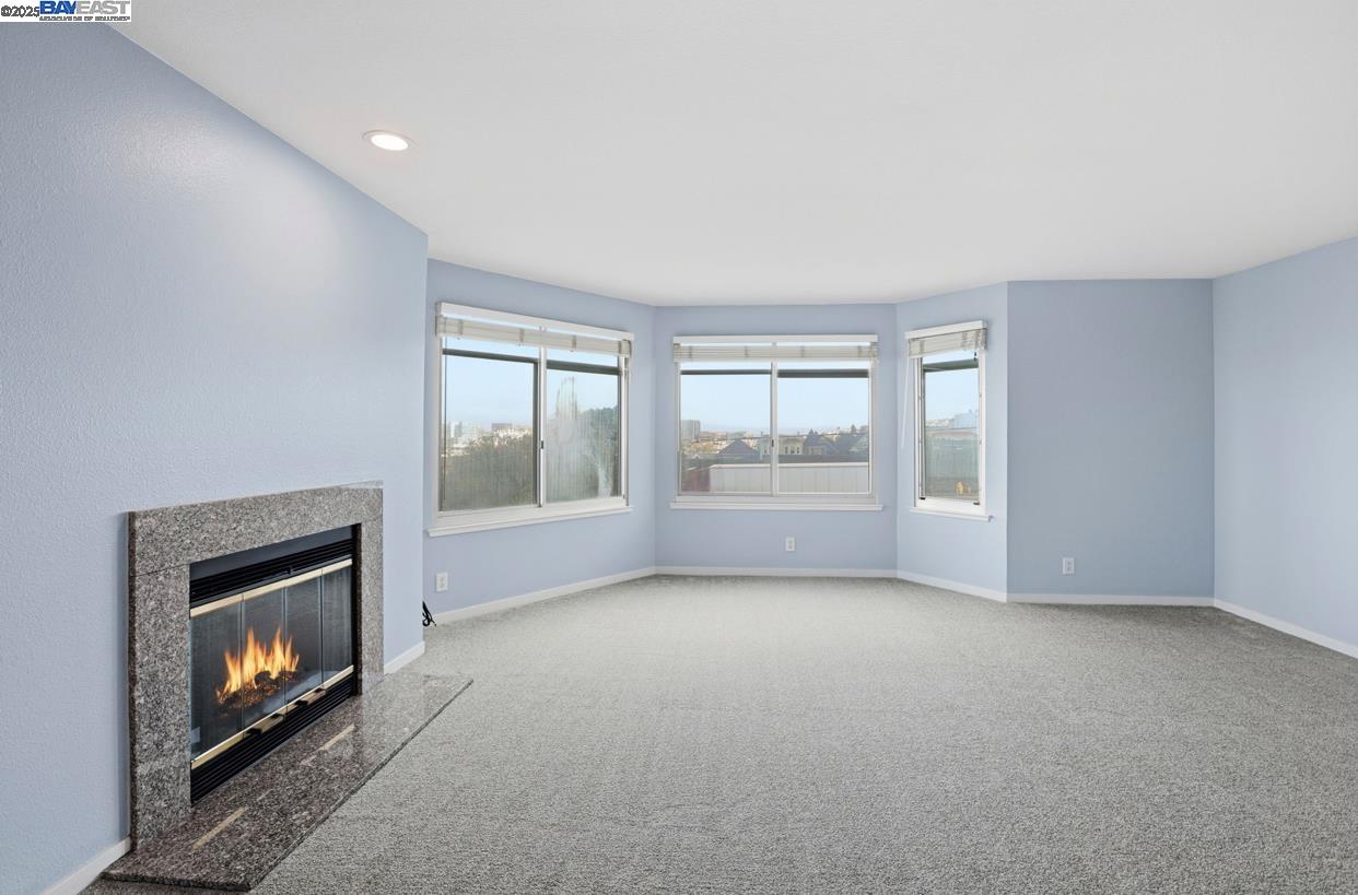 Detail Gallery Image 12 of 57 For 450 San Bruno Ave #2,  San Francisco,  CA 94110 - 3 Beds | 3 Baths