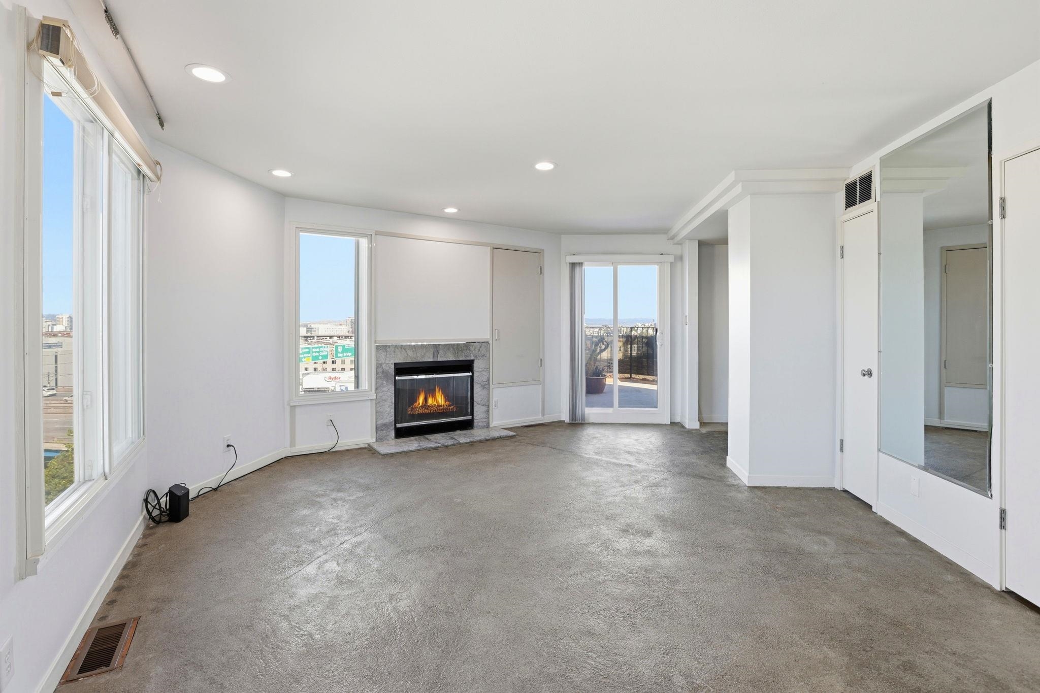 Detail Gallery Image 16 of 57 For 450 San Bruno Ave #2,  San Francisco,  CA 94110 - 3 Beds | 3 Baths