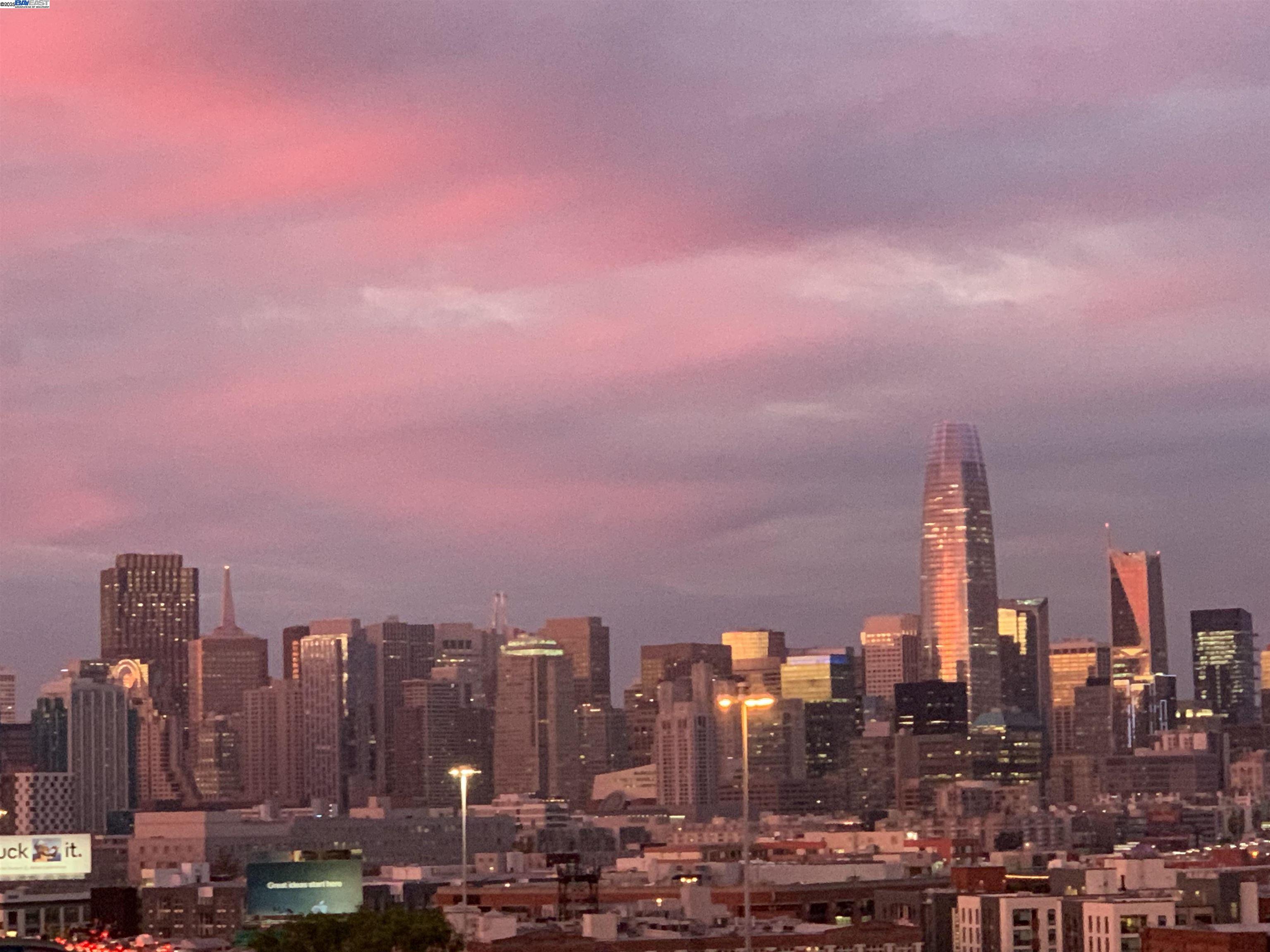 Detail Gallery Image 29 of 57 For 450 San Bruno Ave #2,  San Francisco,  CA 94110 - 3 Beds | 3 Baths