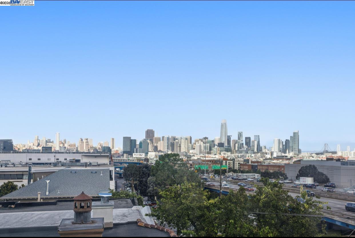 Detail Gallery Image 36 of 46 For 450 San Bruno Ave #2,  San Francisco,  CA 94110 - 3 Beds | 3 Baths