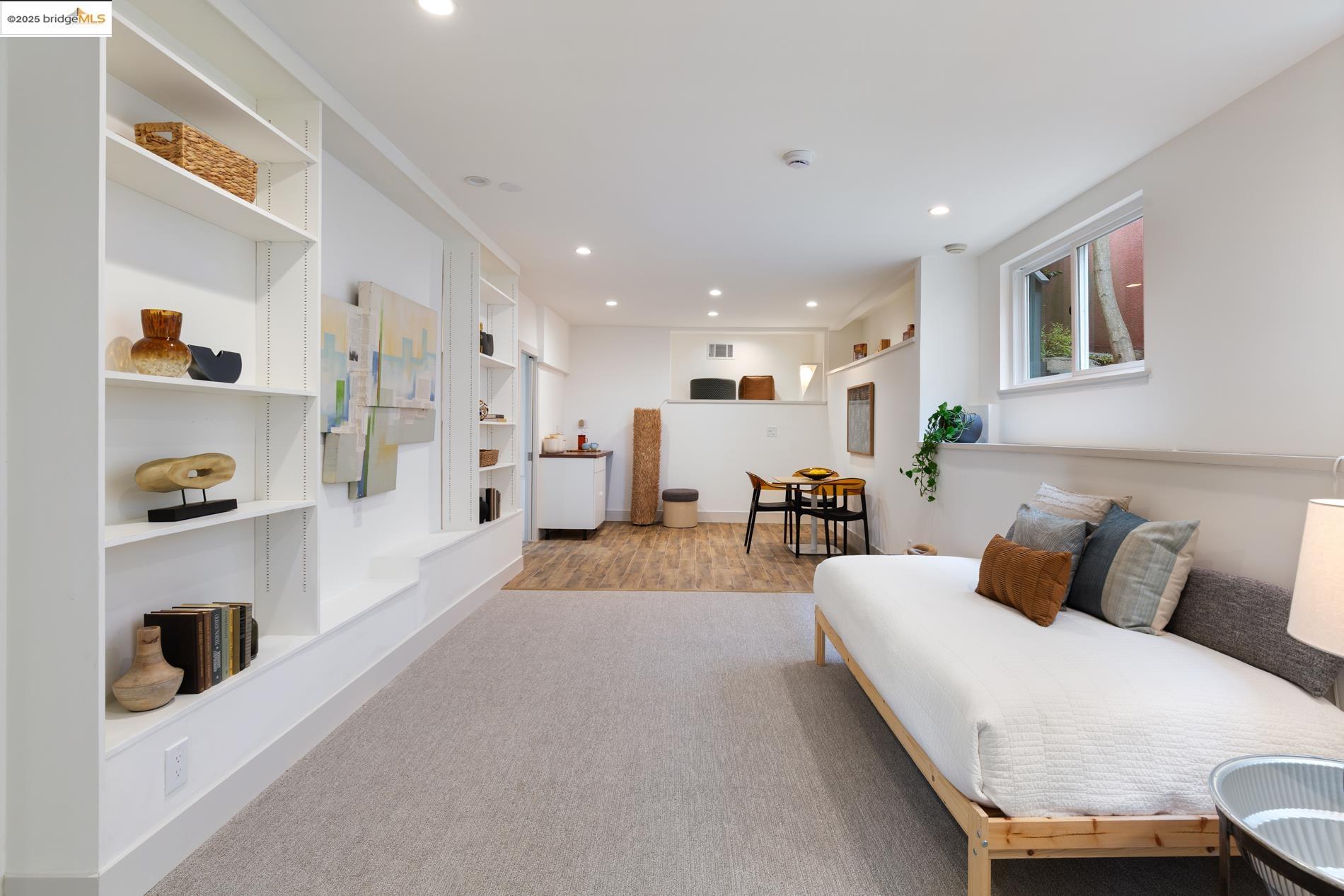 Detail Gallery Image 27 of 60 For 589 San Luis Rd., Berkeley,  CA 94707-1723 - 4 Beds | 2 Baths