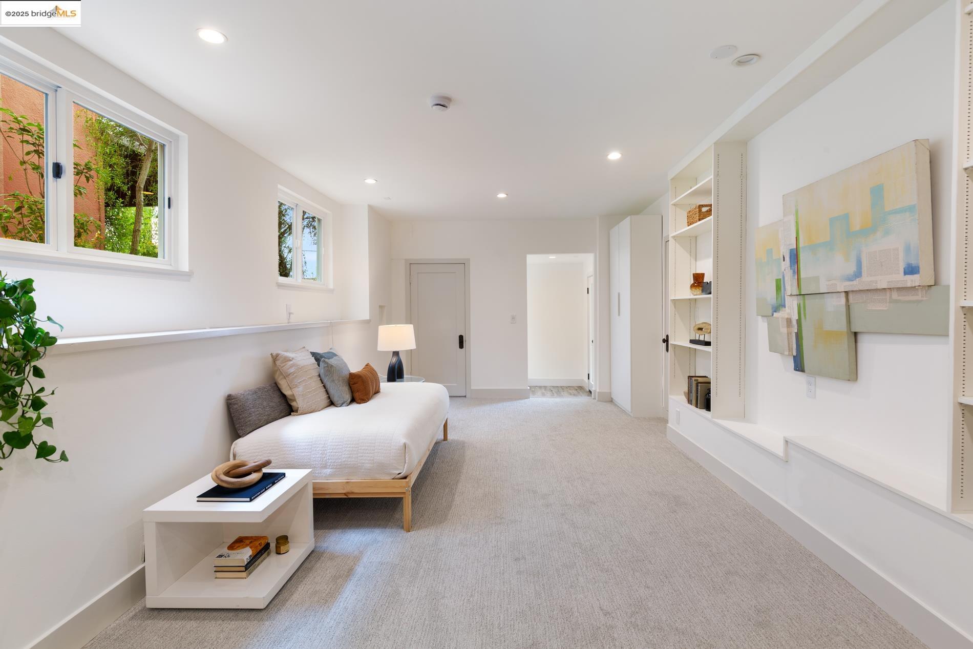 Detail Gallery Image 28 of 60 For 589 San Luis Rd., Berkeley,  CA 94707-1723 - 4 Beds | 2 Baths