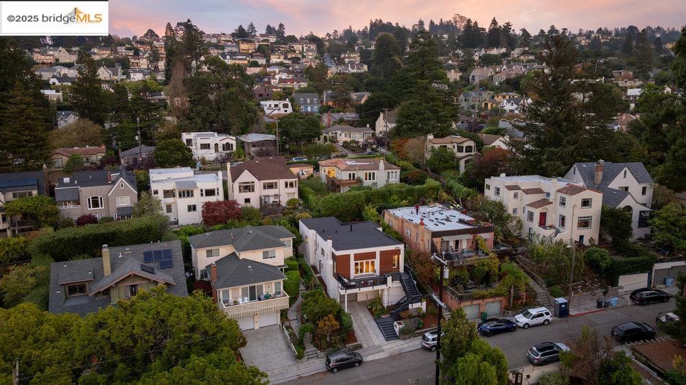 Detail Gallery Image 54 of 60 For 589 San Luis Rd., Berkeley,  CA 94707-1723 - 4 Beds | 2 Baths