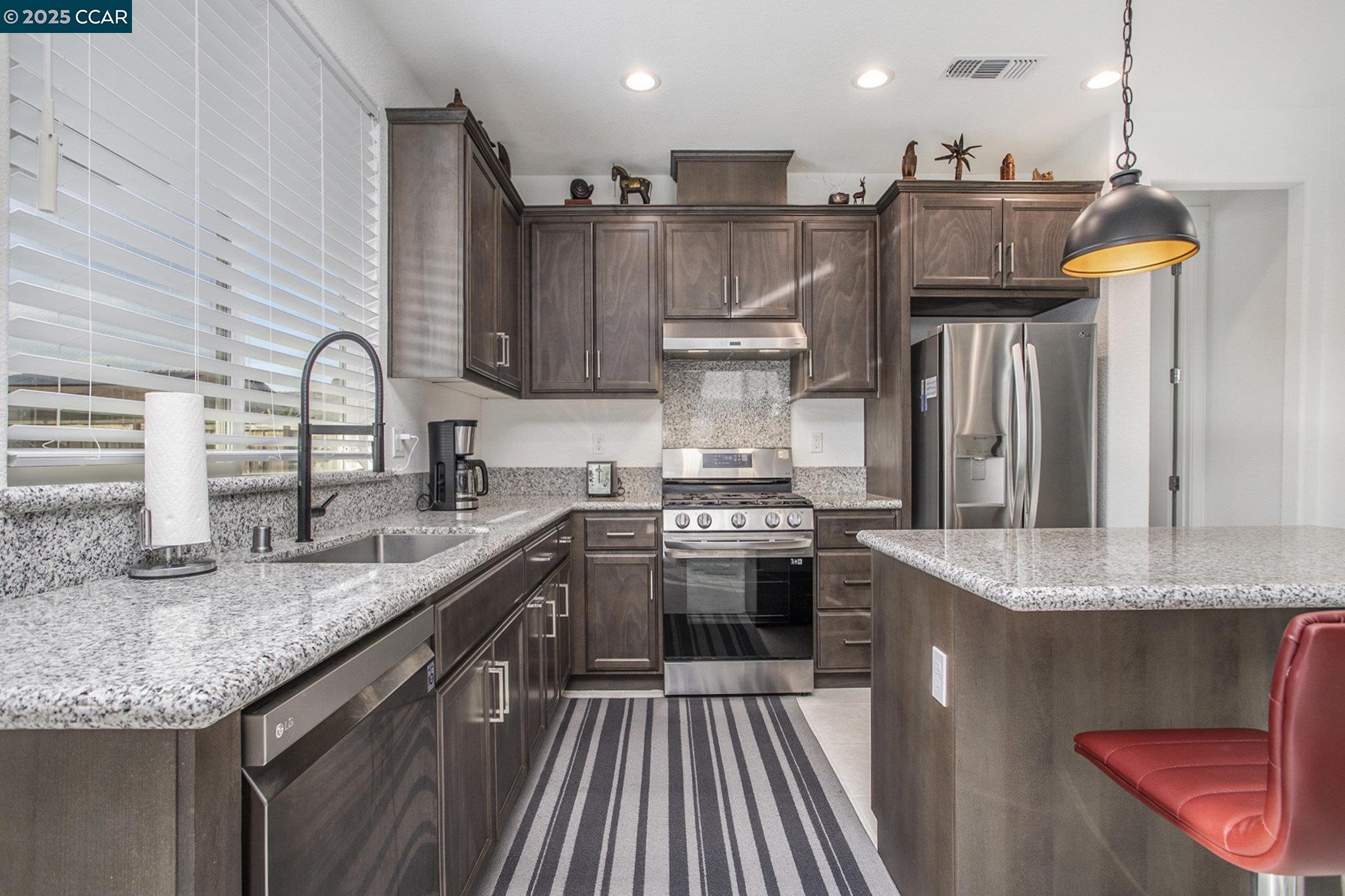 Detail Gallery Image 12 of 25 For 2383 Front Porch Lane, Rio Vista,  CA 94571 - 2 Beds | 2 Baths