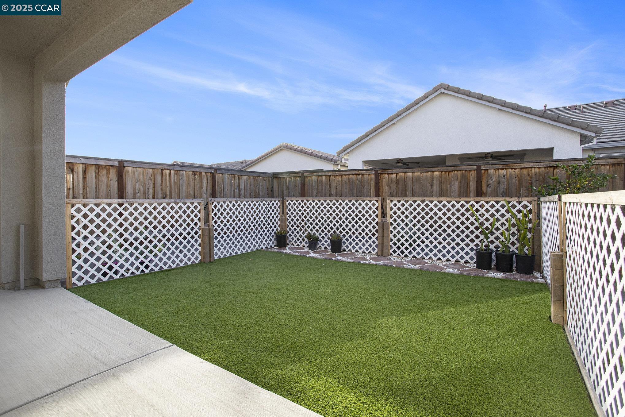 Detail Gallery Image 21 of 25 For 2383 Front Porch Lane, Rio Vista,  CA 94571 - 2 Beds | 2 Baths