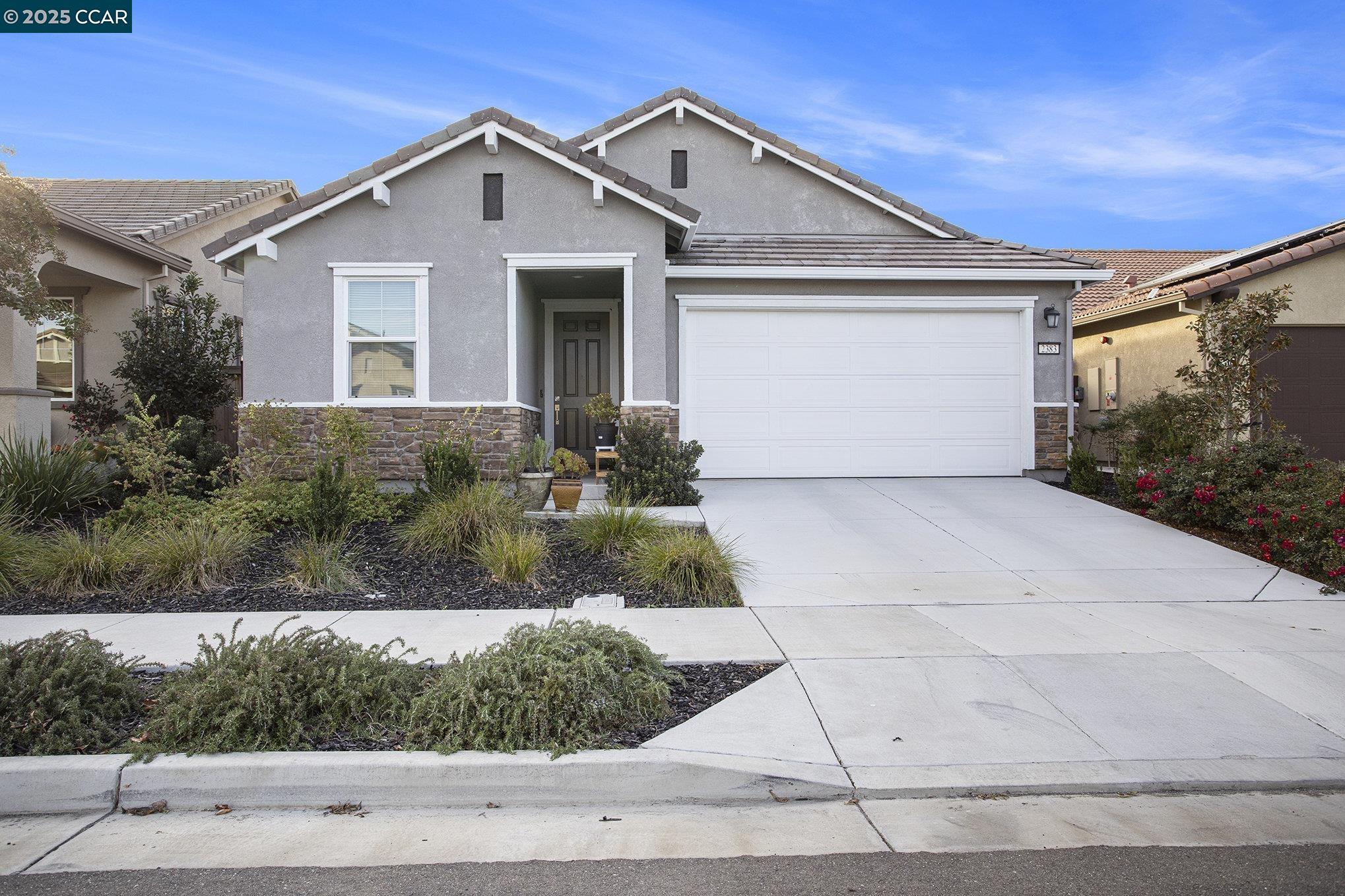 Detail Gallery Image 4 of 25 For 2383 Front Porch Lane, Rio Vista,  CA 94571 - 2 Beds | 2 Baths