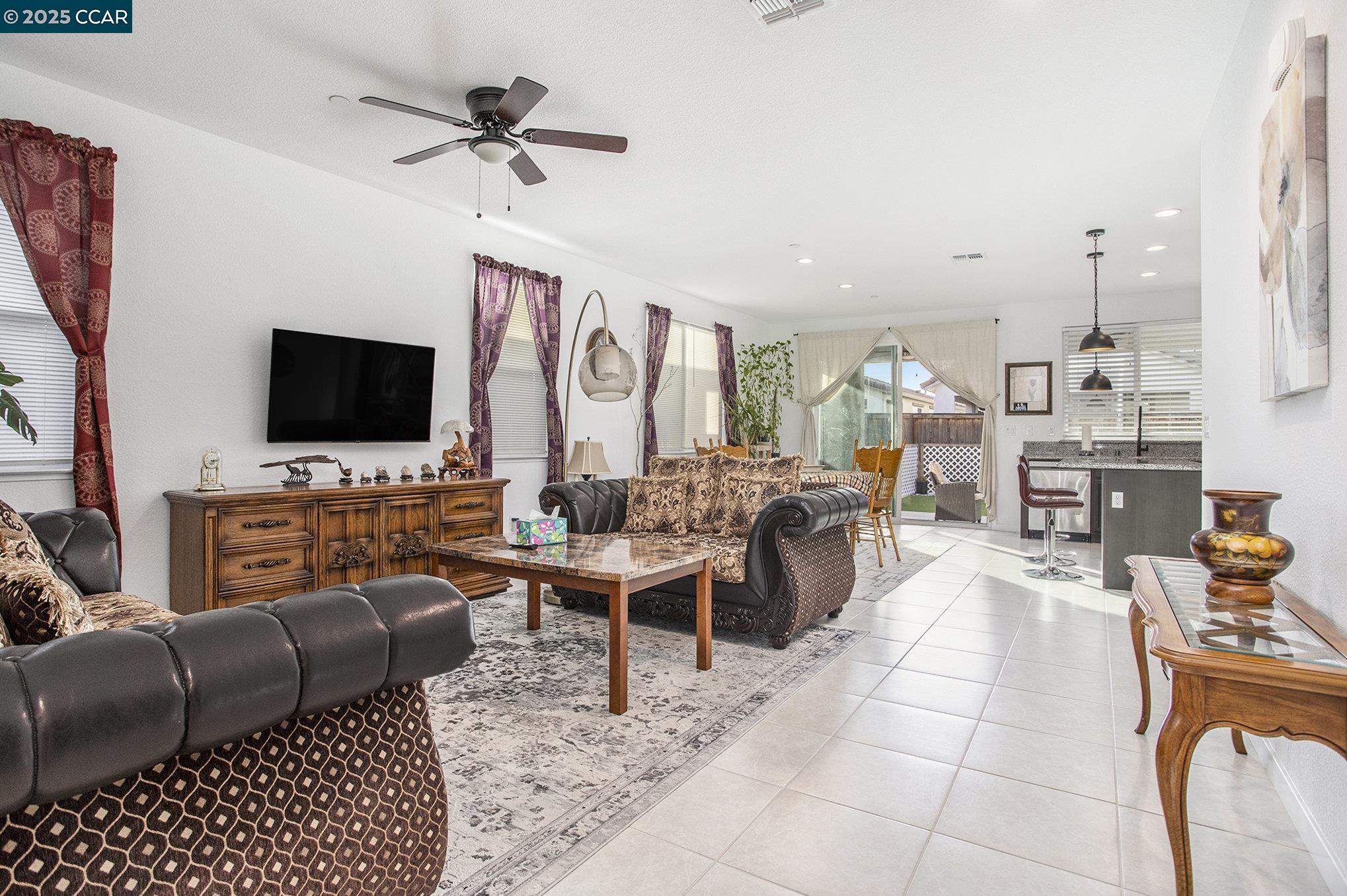 Detail Gallery Image 10 of 25 For 2383 Front Porch Lane, Rio Vista,  CA 94571 - 2 Beds | 2 Baths