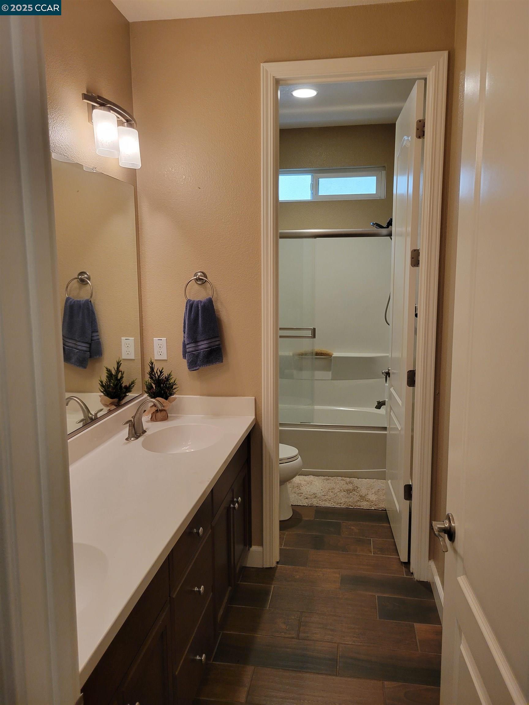 Detail Gallery Image 15 of 23 For 1367 Bellerose Ct, Brentwood,  CA 94513 - 4 Beds | 2/1 Baths