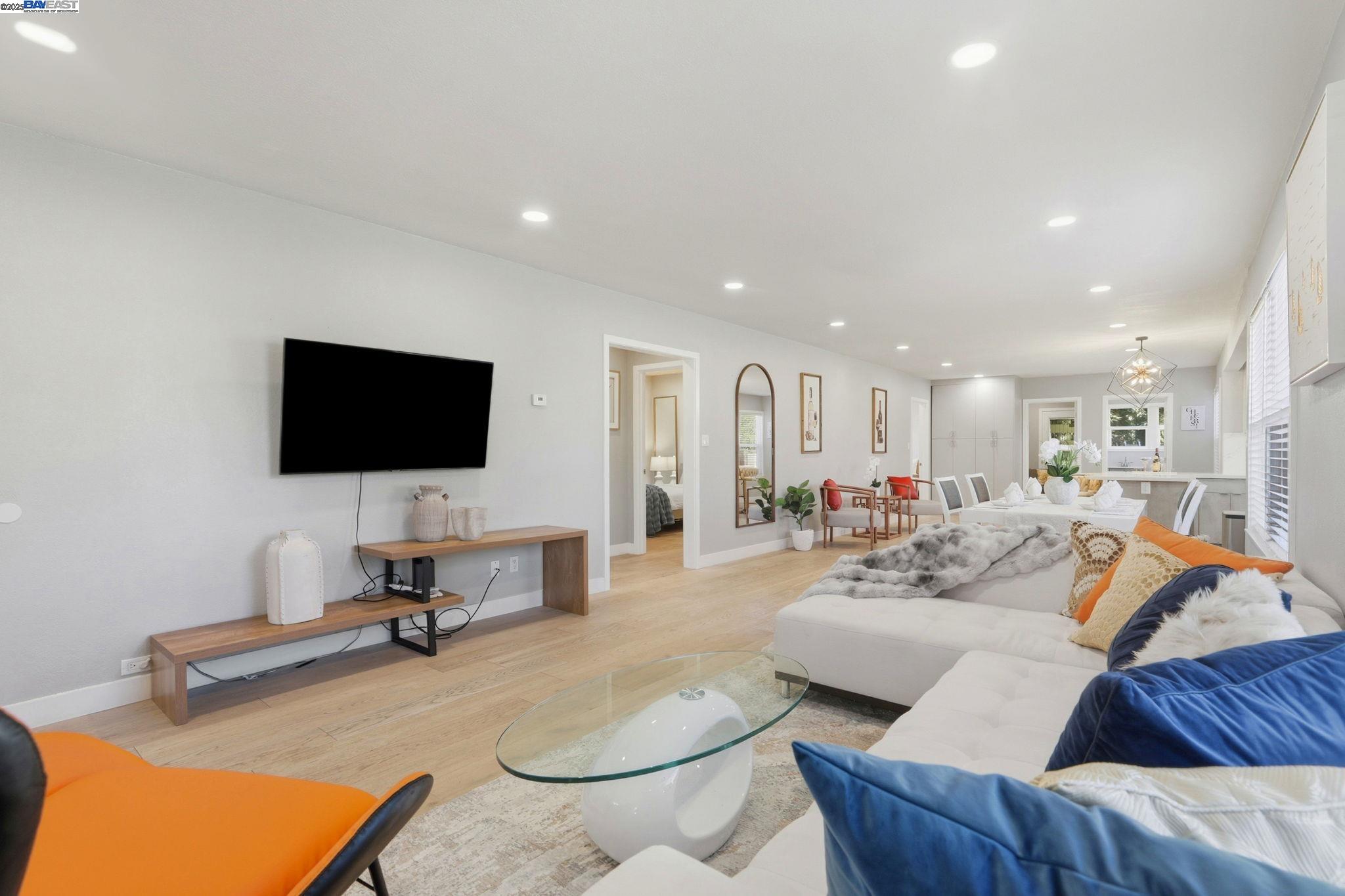 Detail Gallery Image 11 of 50 For 37286 3rd St, Fremont,  CA 94536 - 4 Beds | 3 Baths