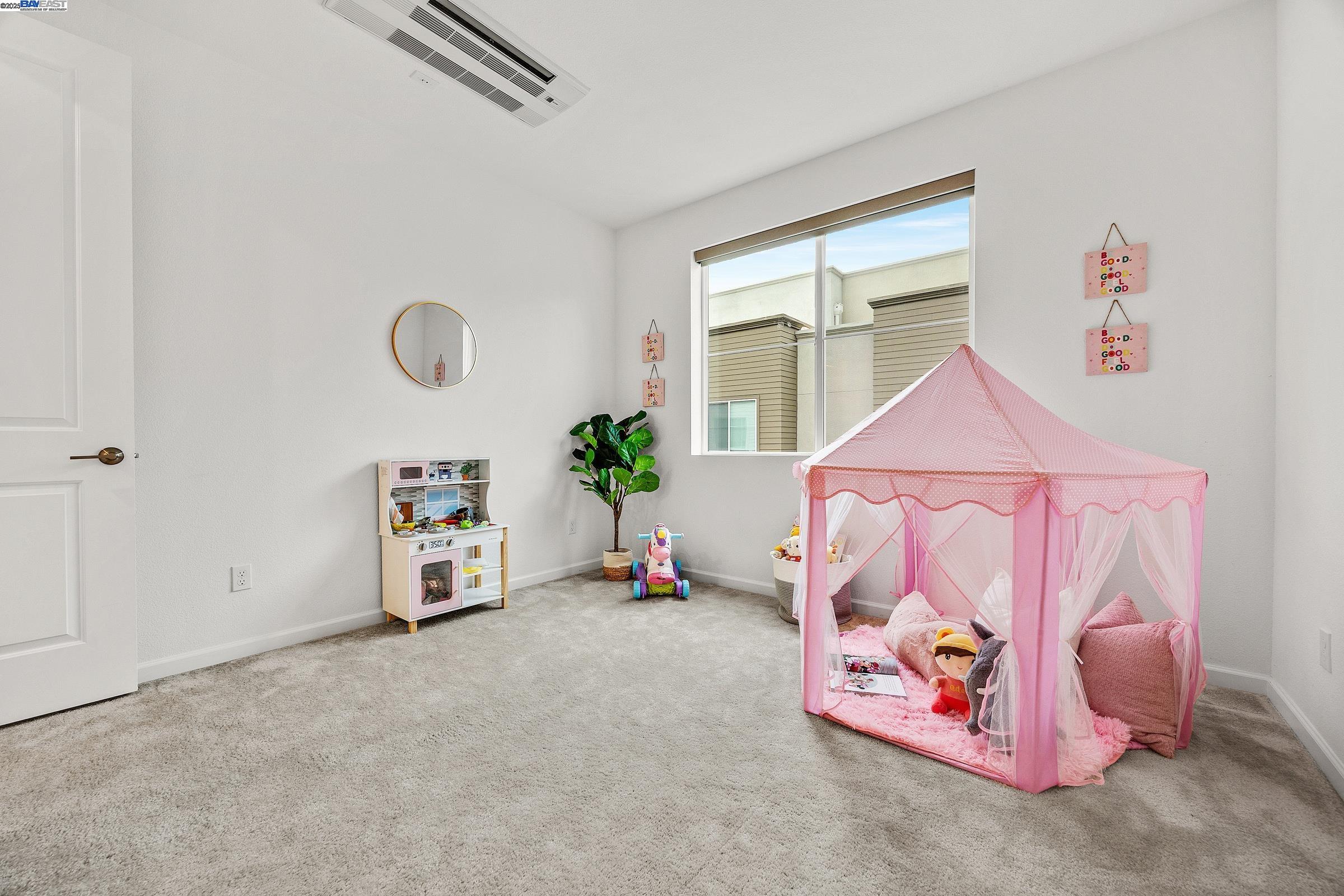 Detail Gallery Image 14 of 35 For 5422 Arnold Rd, Dublin,  CA 94568 - 4 Beds | 3 Baths