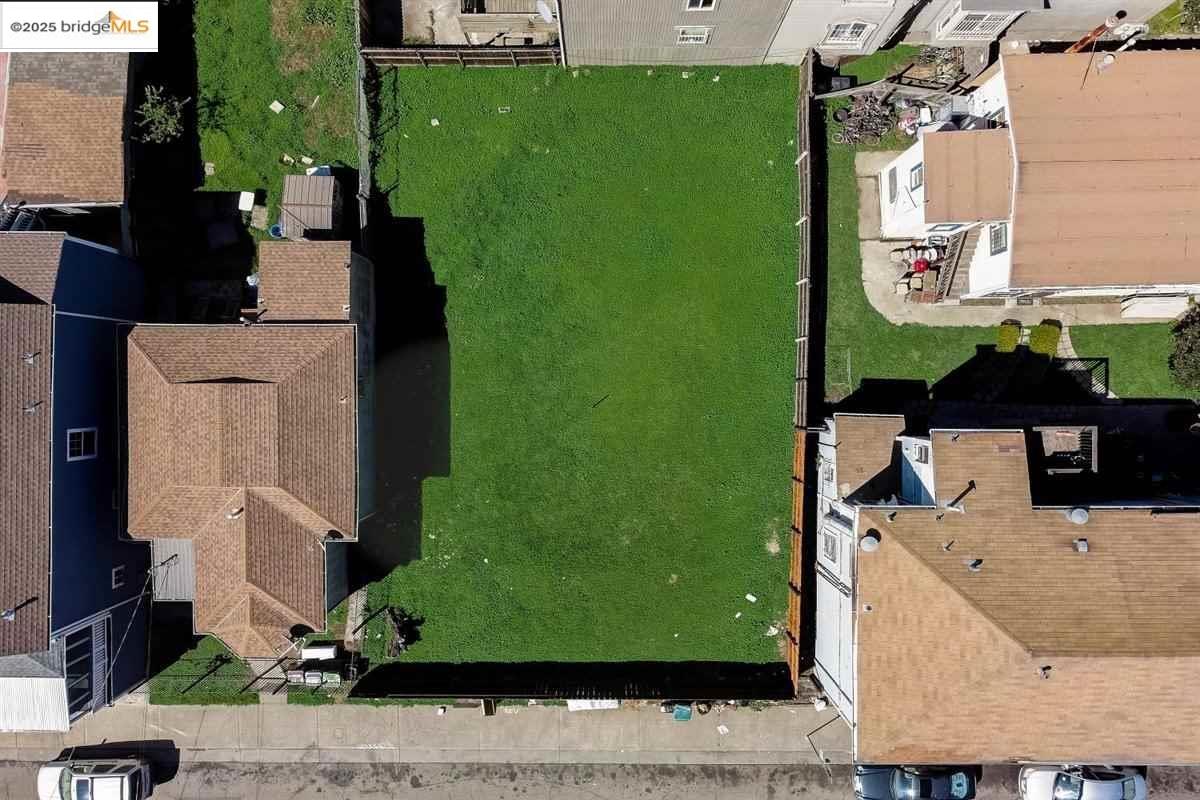 Detail Gallery Image 4 of 4 For 739 Campbell St, Oakland,  CA 94607 - – Beds | – Baths