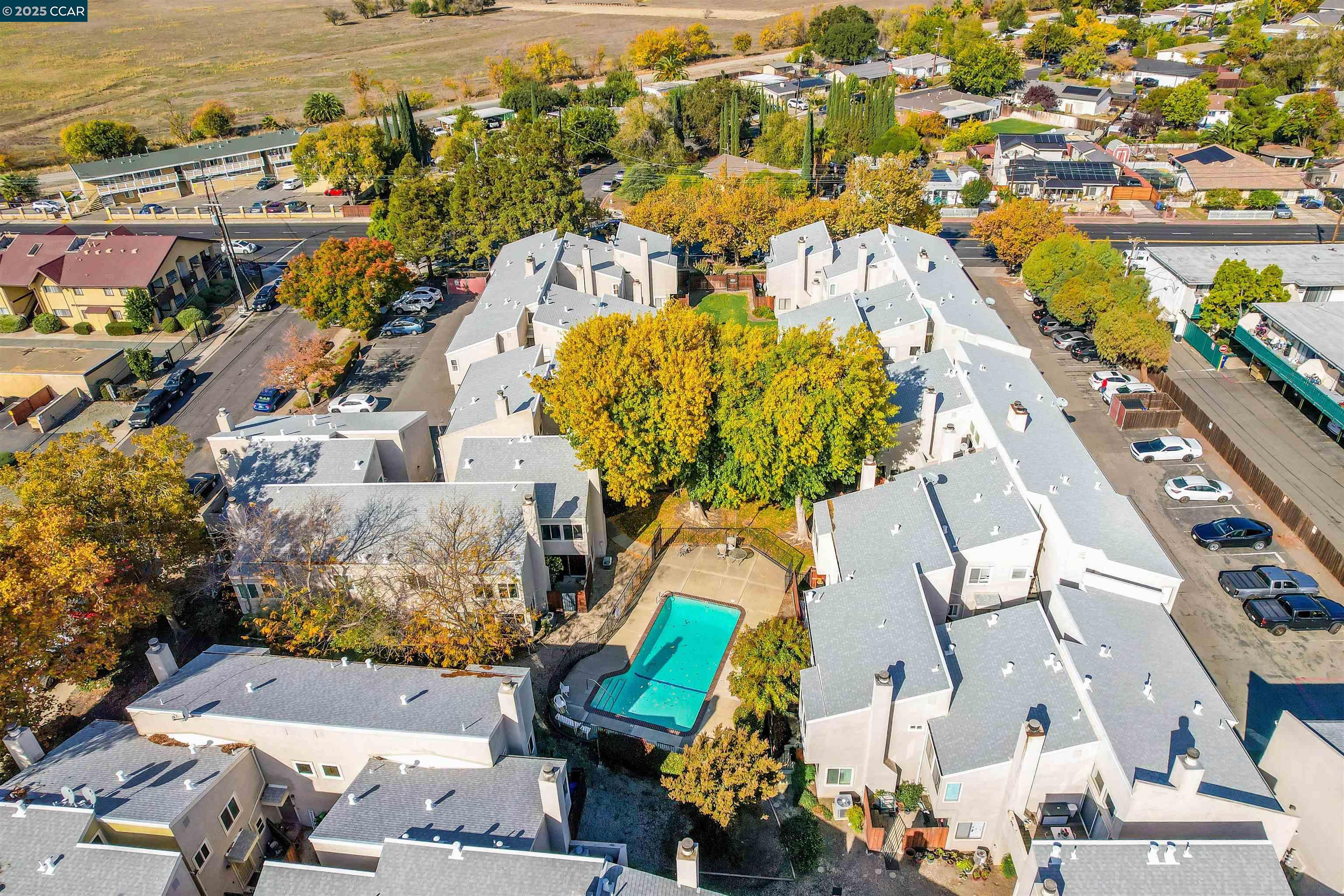 Detail Gallery Image 16 of 17 For 3712 Willow Pass Rd #31,  Concord,  CA 94519 - 2 Beds | 1 Baths