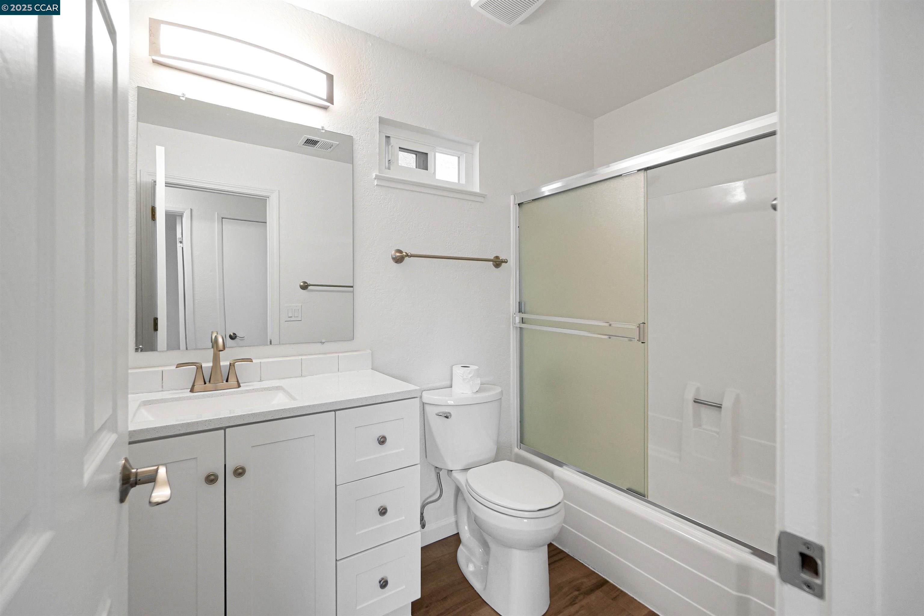 Detail Gallery Image 9 of 17 For 3712 Willow Pass Rd #31,  Concord,  CA 94519 - 2 Beds | 1 Baths