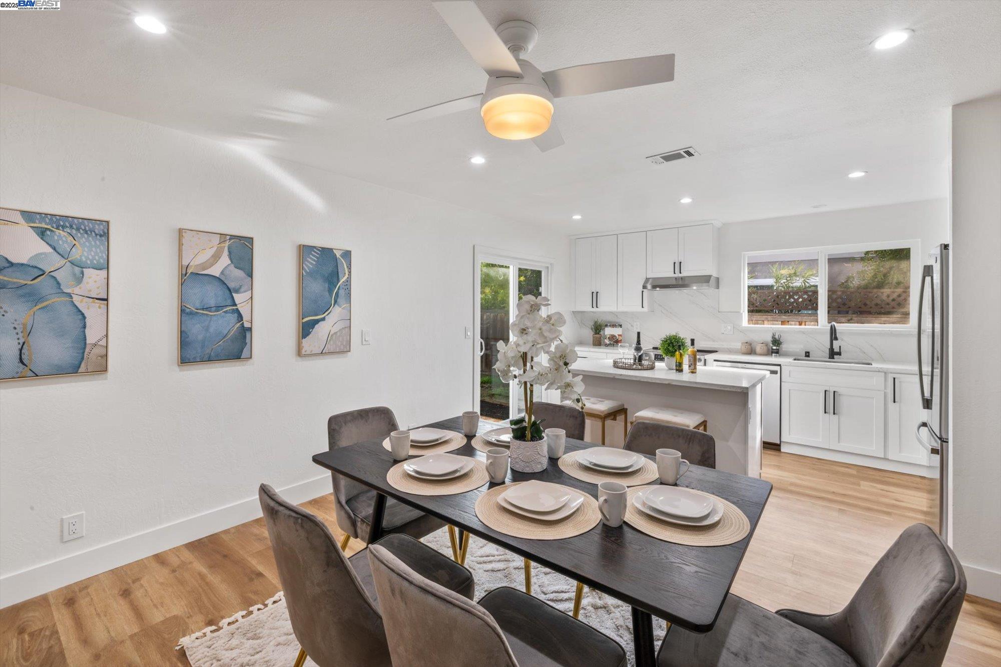 Detail Gallery Image 16 of 57 For 109 Bellflower Ct, Hercules,  CA 94547 - 3 Beds | 2 Baths