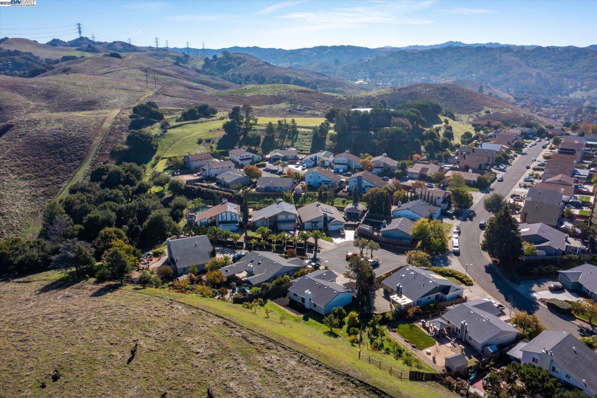 Detail Gallery Image 52 of 57 For 109 Bellflower Ct, Hercules,  CA 94547 - 3 Beds | 2 Baths