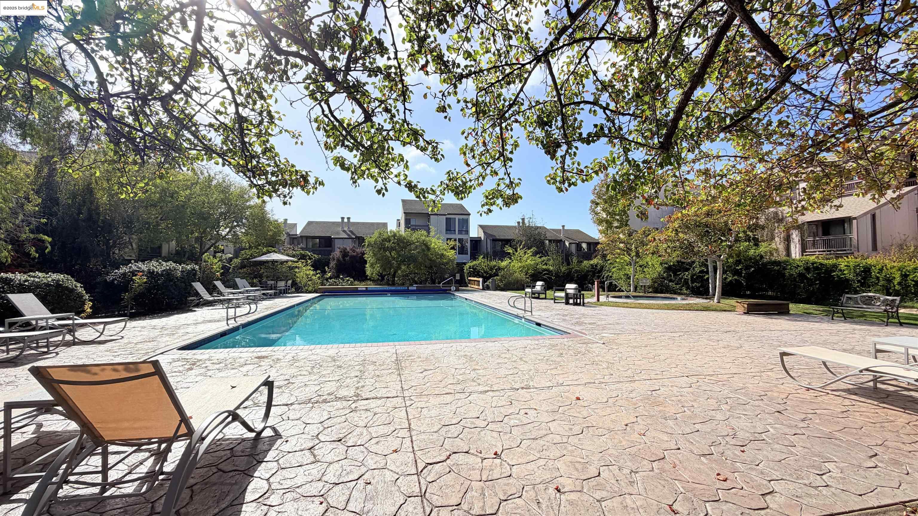 Detail Gallery Image 11 of 34 For 2101 Shoreline Drive #265,  Alameda,  CA 94501 - 2 Beds | 1/1 Baths