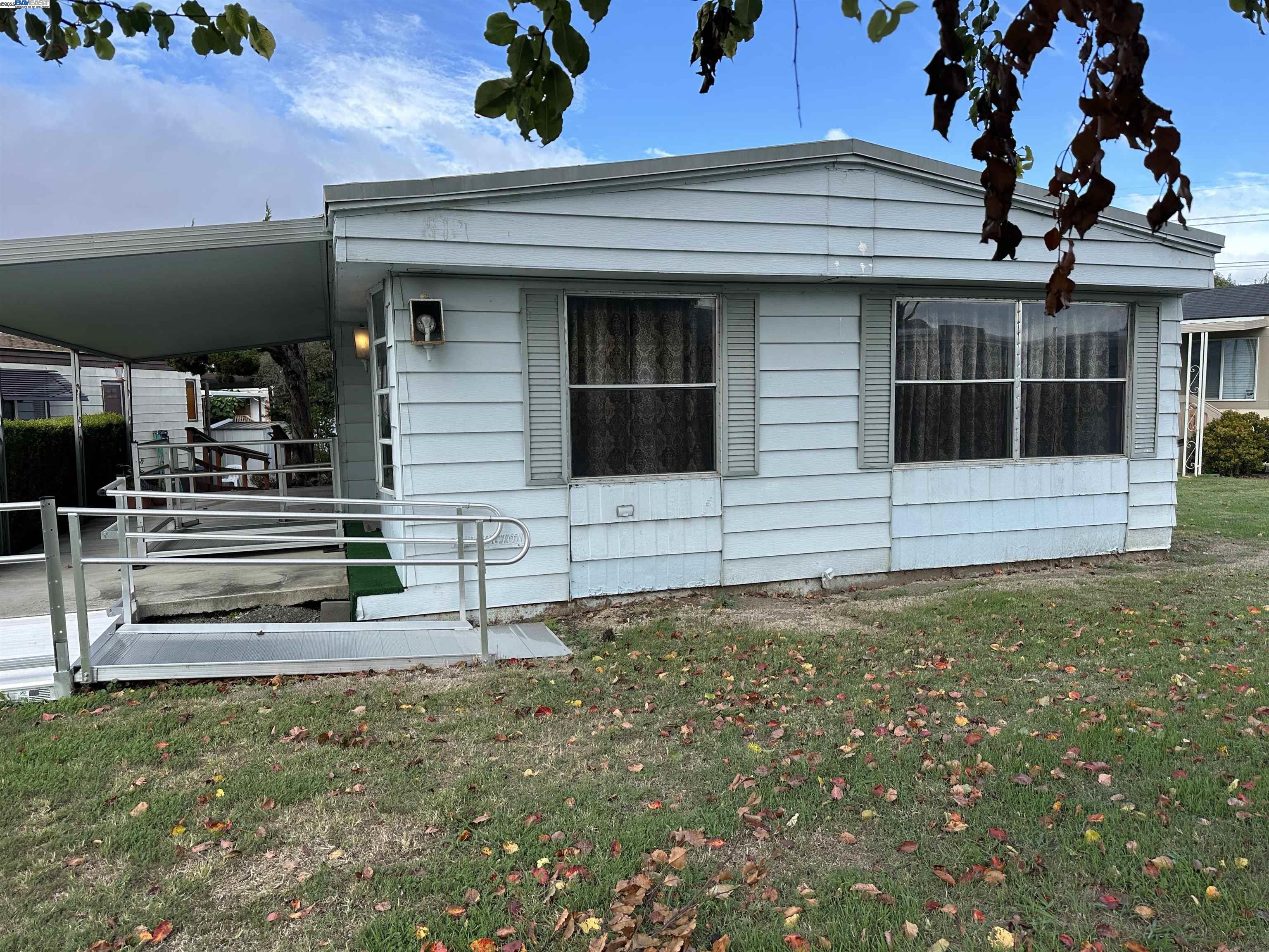 Detail Gallery Image 2 of 46 For 35 Eagle Green, Fremont,  CA 94538 - 2 Beds | 2 Baths