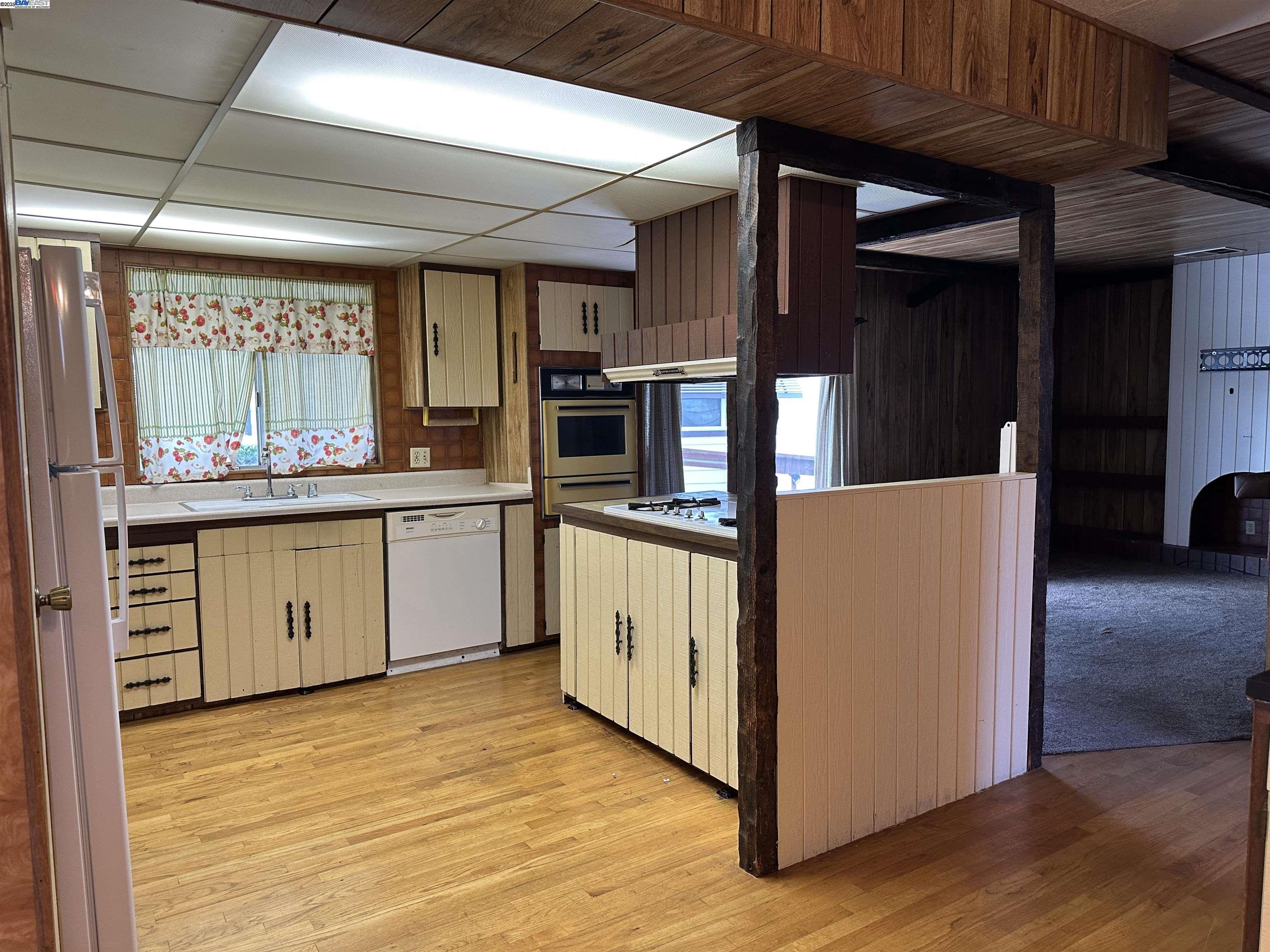 Detail Gallery Image 11 of 46 For 35 Eagle Green, Fremont,  CA 94538 - 2 Beds | 2 Baths