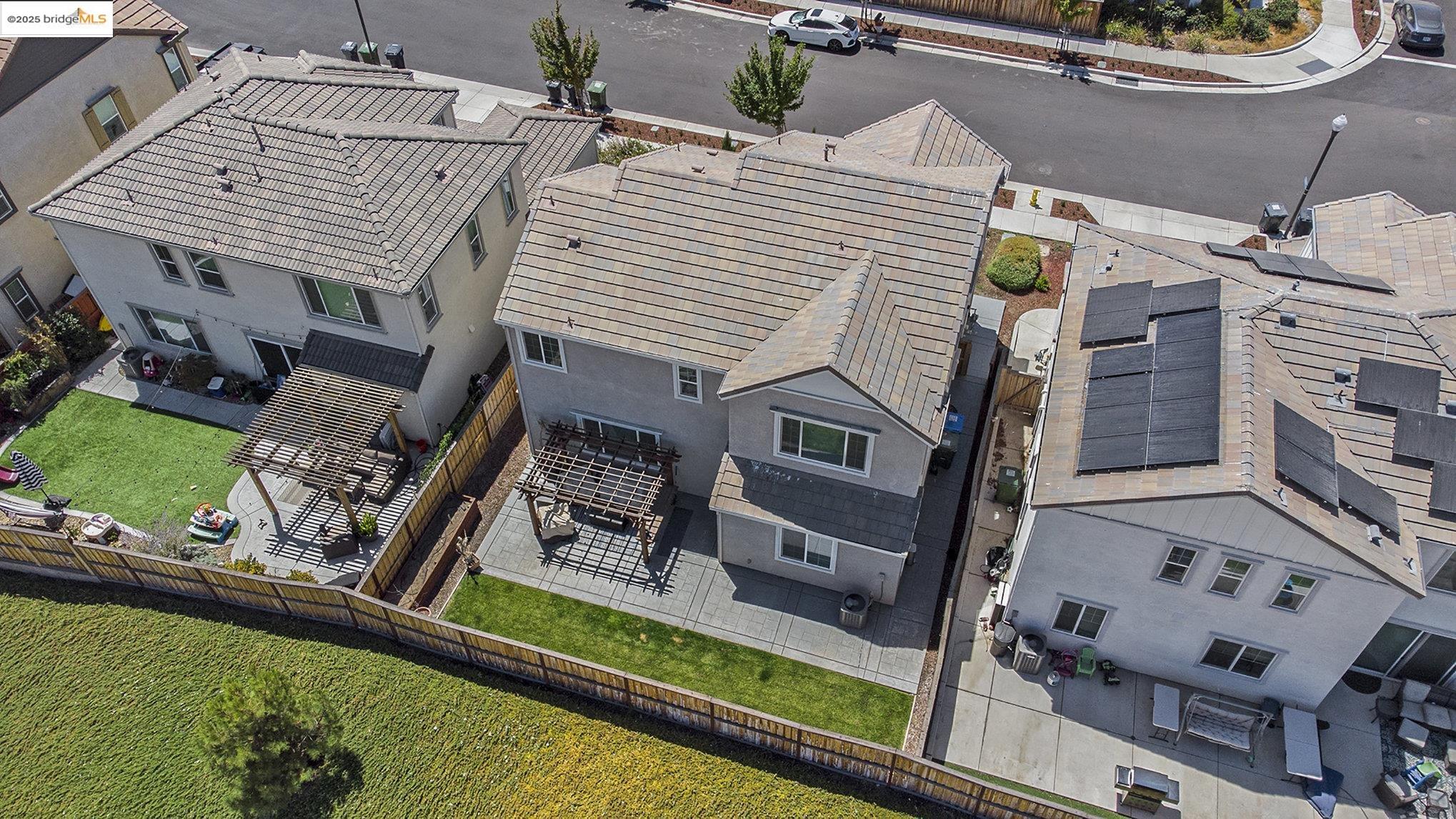 Detail Gallery Image 25 of 33 For 6476 Dan Havicus Dr, Tracy,  CA 95377 - 4 Beds | 3 Baths